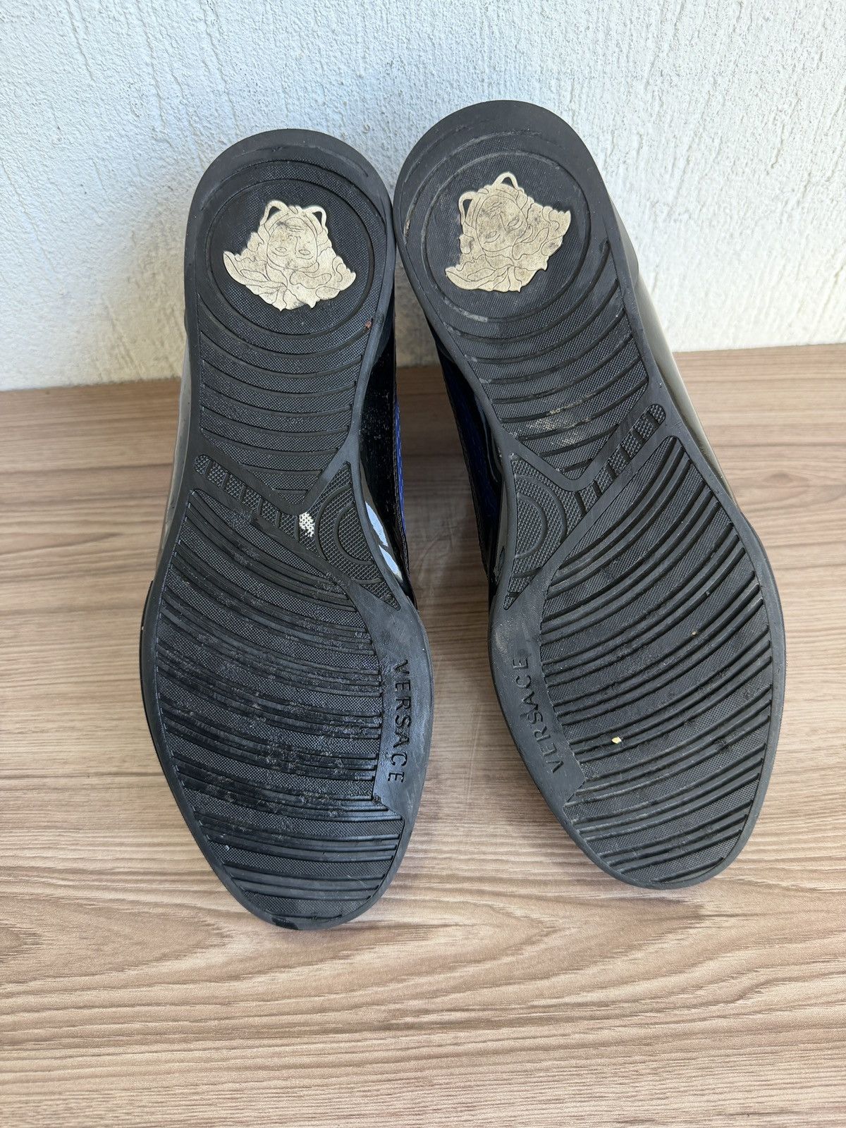 Versace Versace medusa sneakers Size US 10 / EU 43 - 17 Thumbnail