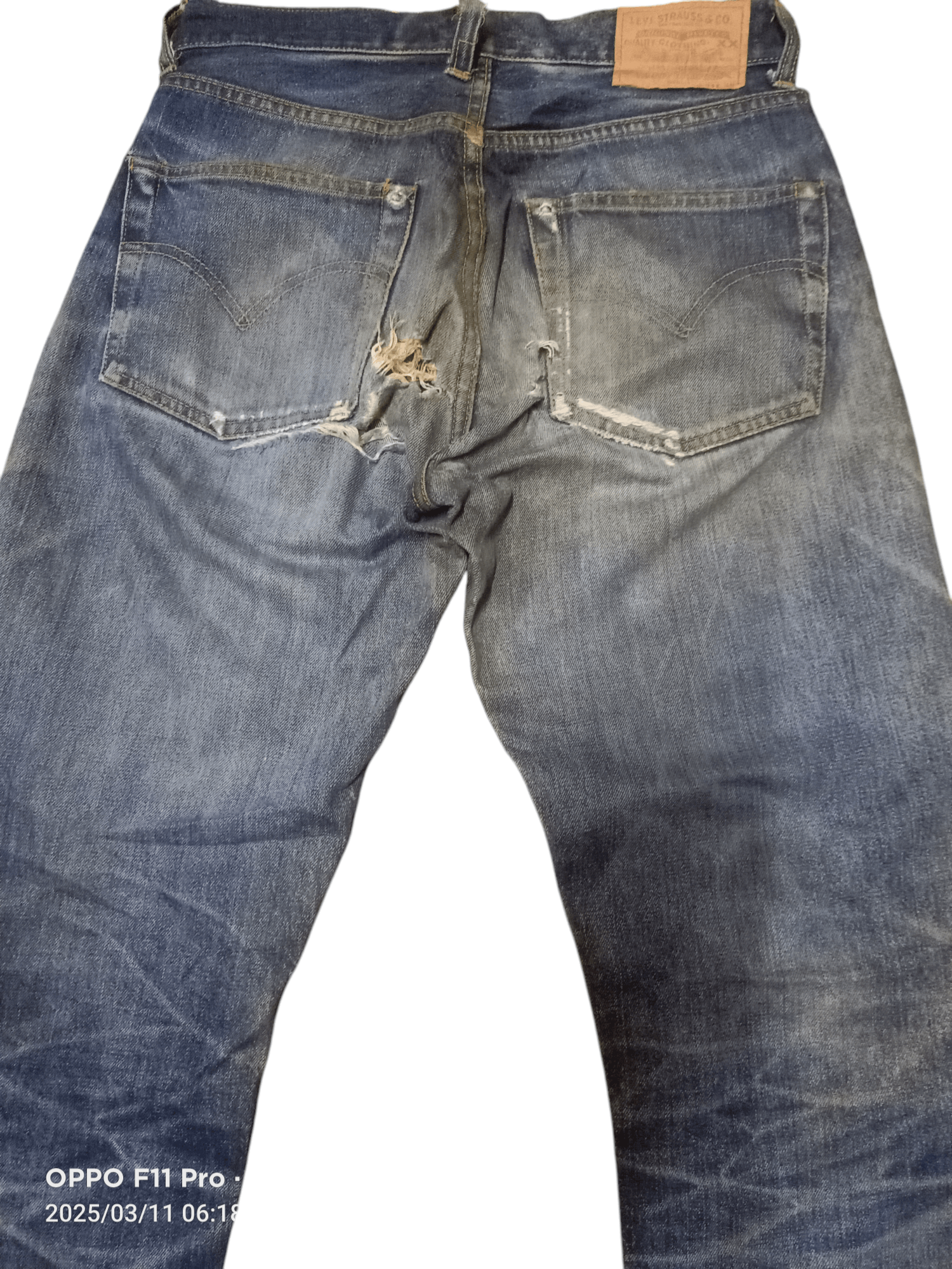 4GSELLER × Levi's Vintage Clothing Levis Vintage Clothing 551Z XX Trashed Red Selvedge Size US 30 / EU 46 - 11 Thumbnail