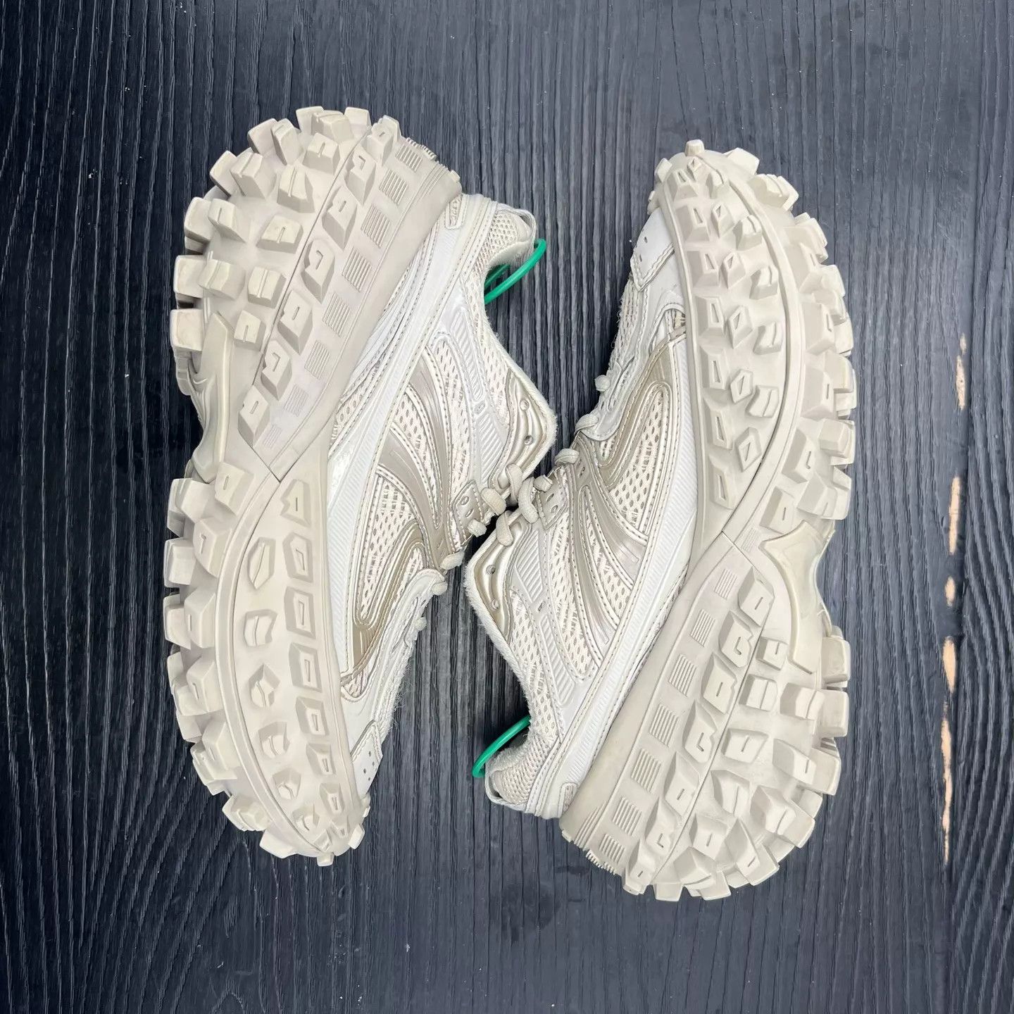 Balenciaga Balenciaga Tire Sneaker Light Brown 37 Original Box Size US 7 / IT 37 - 3 Thumbnail