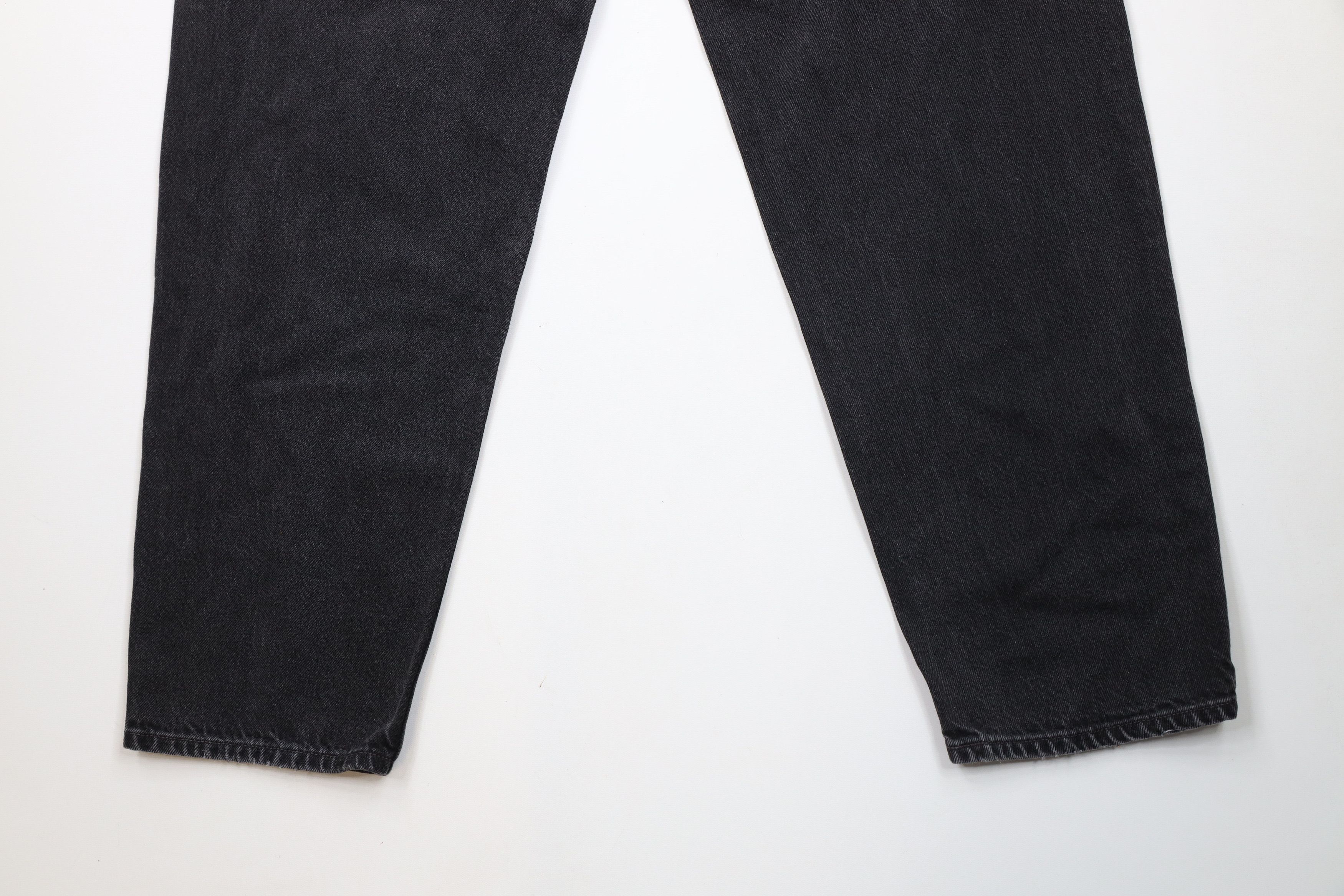 Levi's × Vintage Vintage Y2K 2000 Levis 560 Loose Fit Tapered Leg Jeans Black Size US 40 / EU 56 - 14 Thumbnail
