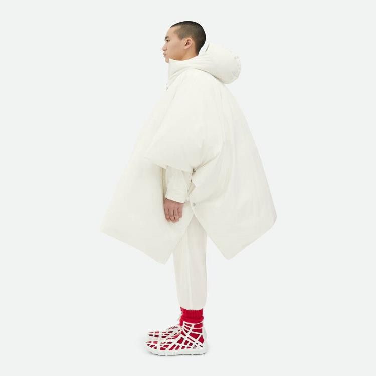 Bottega Veneta o1loc1c0125 751551 Frosted Poplin Padded Cape in White Size US M / EU 48-50 / 2 - 2 Thumbnail