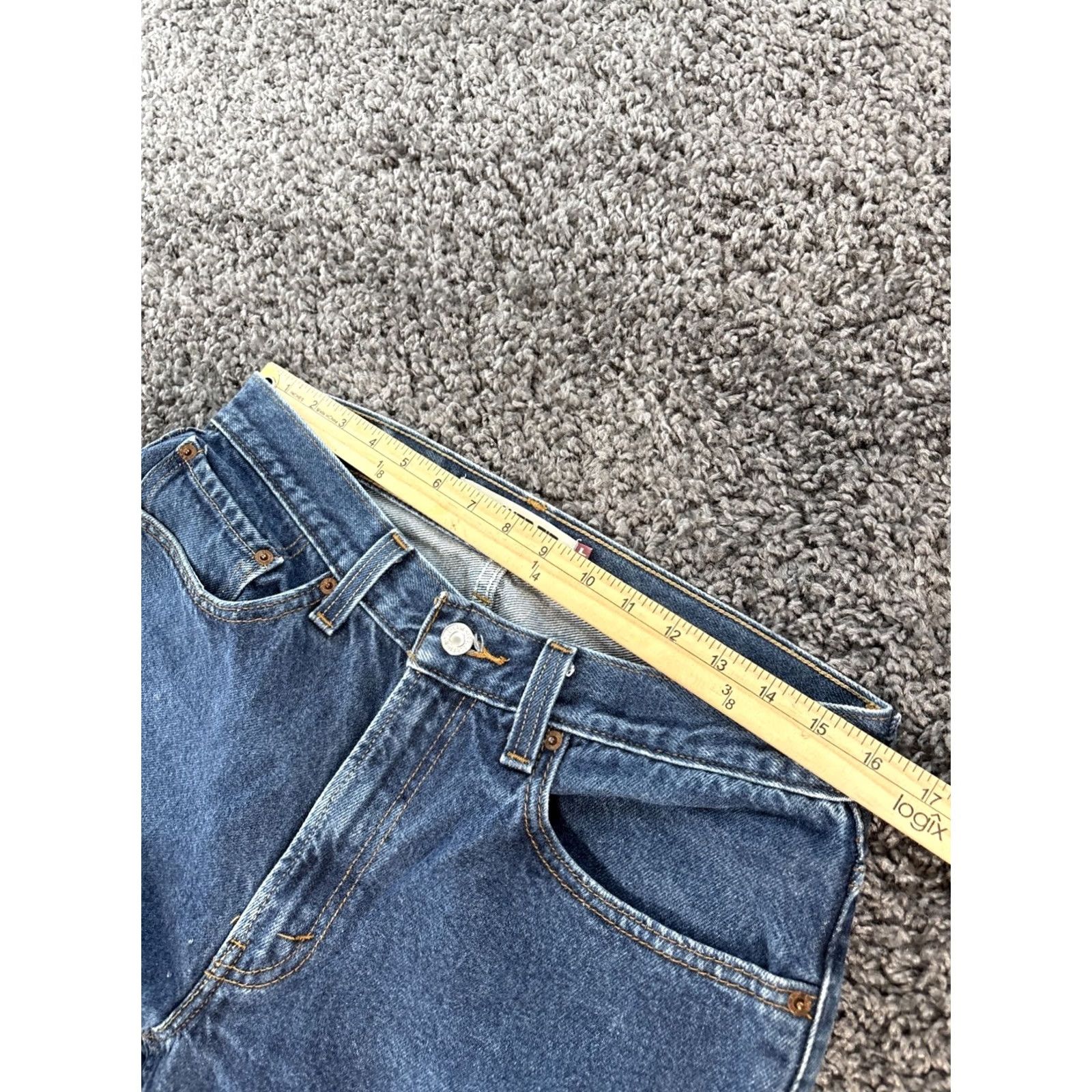 Levi's Levi's 550 Jeans Men 33x32 Relaxed Fit Light Wash Wide-Leg Blue Denim 5-Pocket zipper logo Size US 33 - 4 Thumbnail