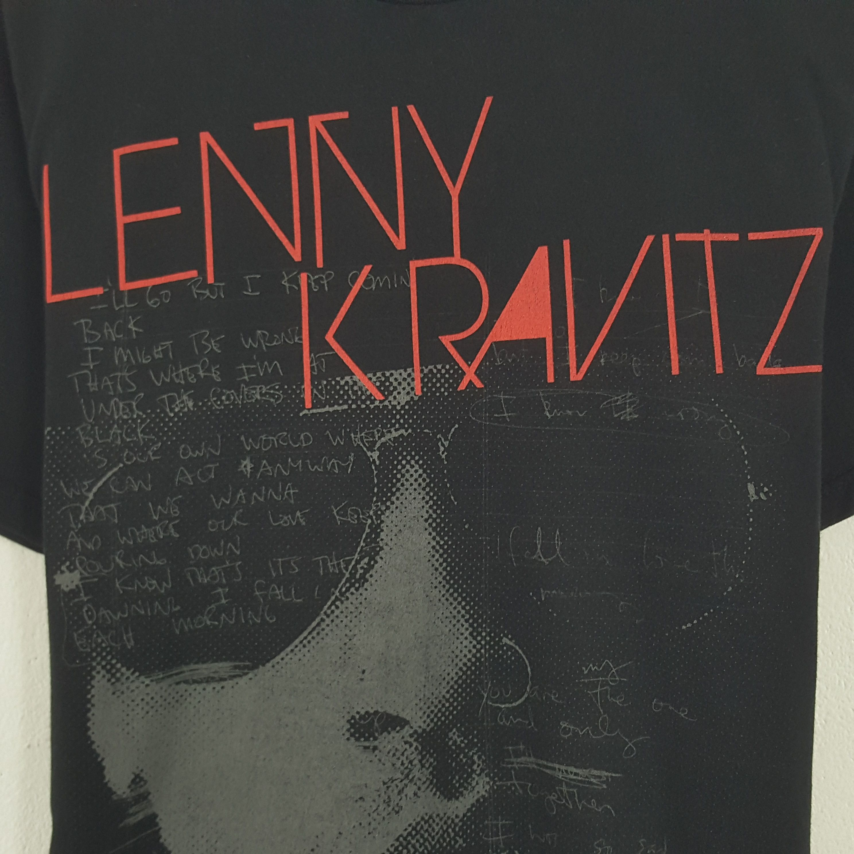 Band Tees × Vintage Vintage Lenny Kravtit World Tour 2012 Tshirt Size US S / EU 44-46 / 1 - 2 Thumbnail