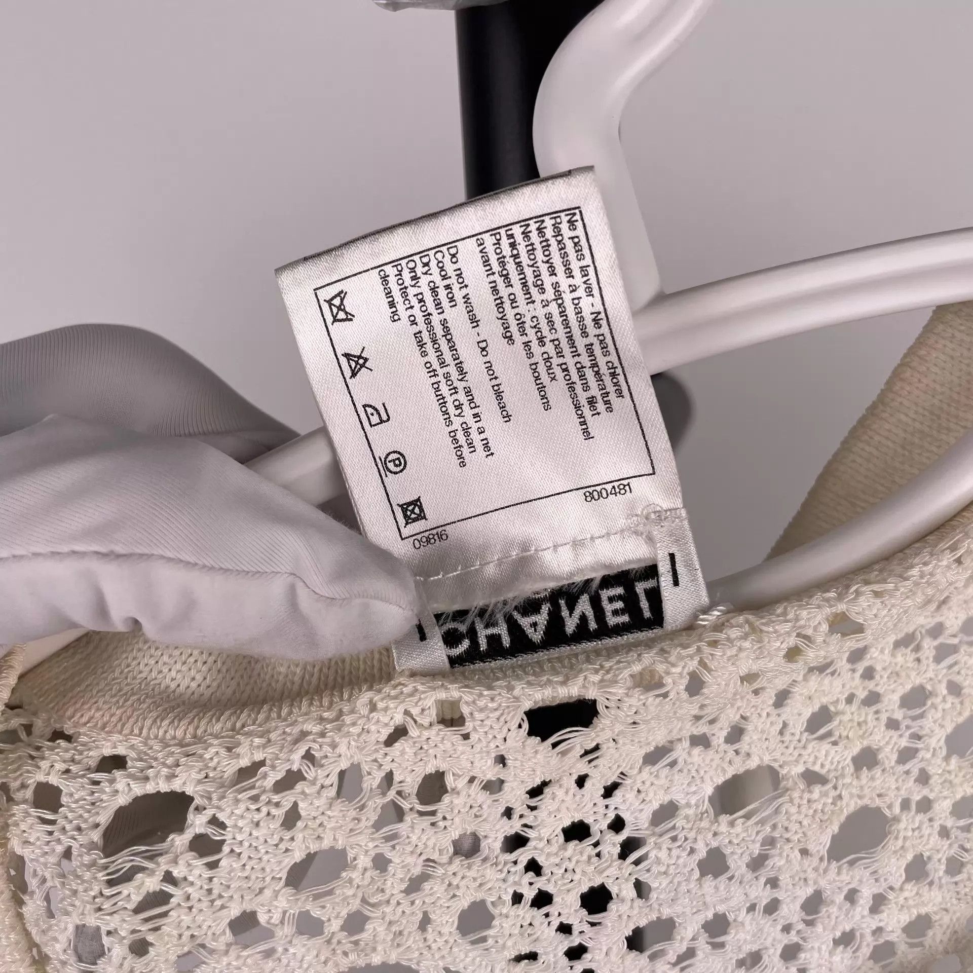 Chanel Chanel White Openwork Jacket Size XS / US 0-2 / IT 36-38 - 6 Thumbnail