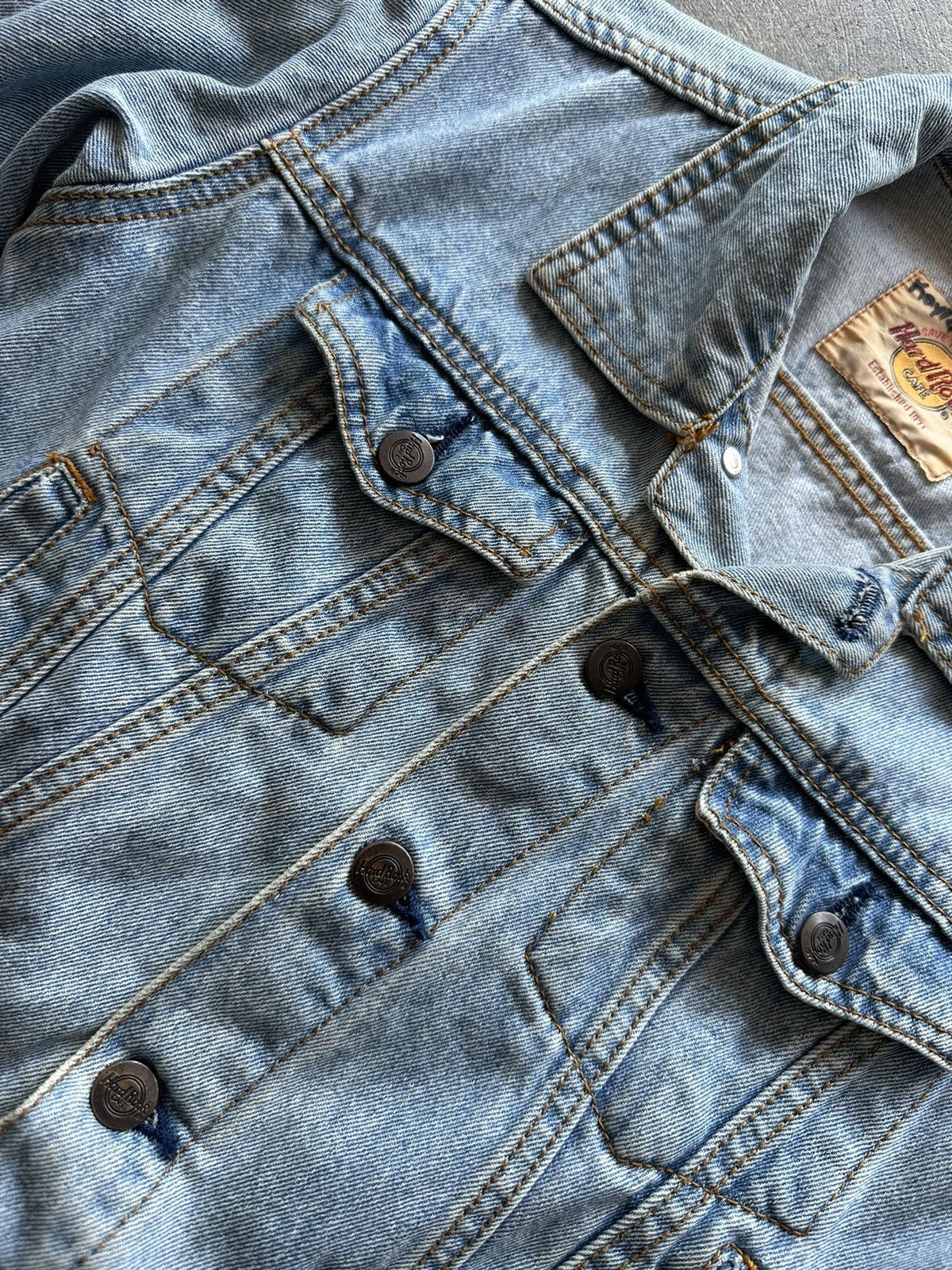 Hard Rock Cafe 90s Hard Rock Cafe denim jacket Size M / US 6-8 / IT 42-44 - 5 Thumbnail