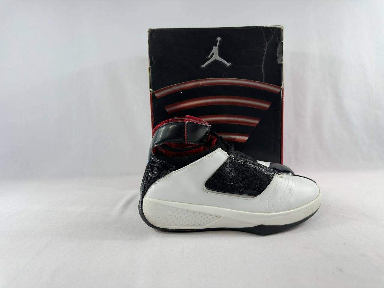 Nike Nike Air Jordan 20 OG 'Quickstrike' 2005 Size US 9.5 / EU 42-43 - 1 Thumbnail