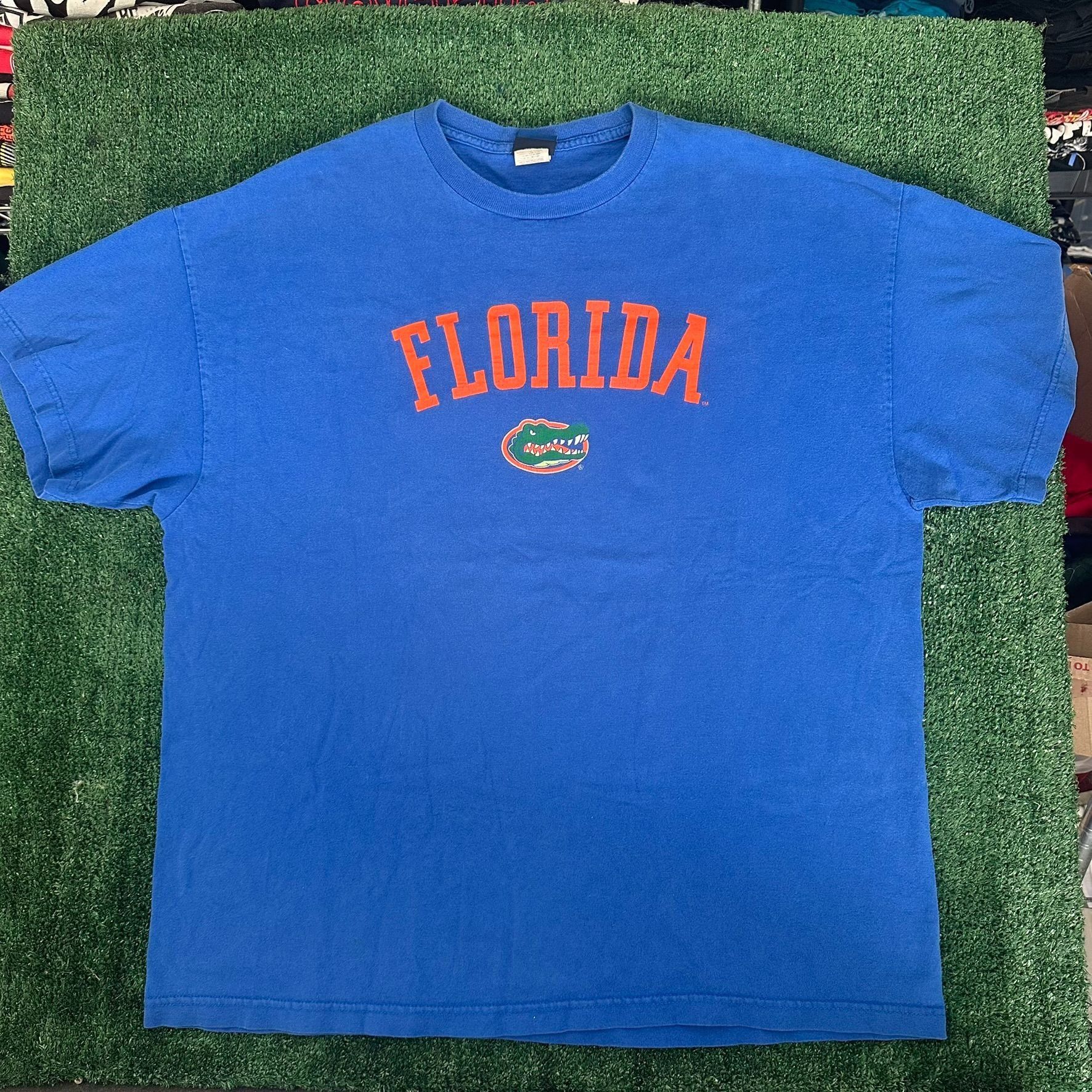 Vintage Vintage Y2K Florida Gators T-Shirt Champs College Logo Tee Size US XL / EU 56 / 4 - 1 Thumbnail