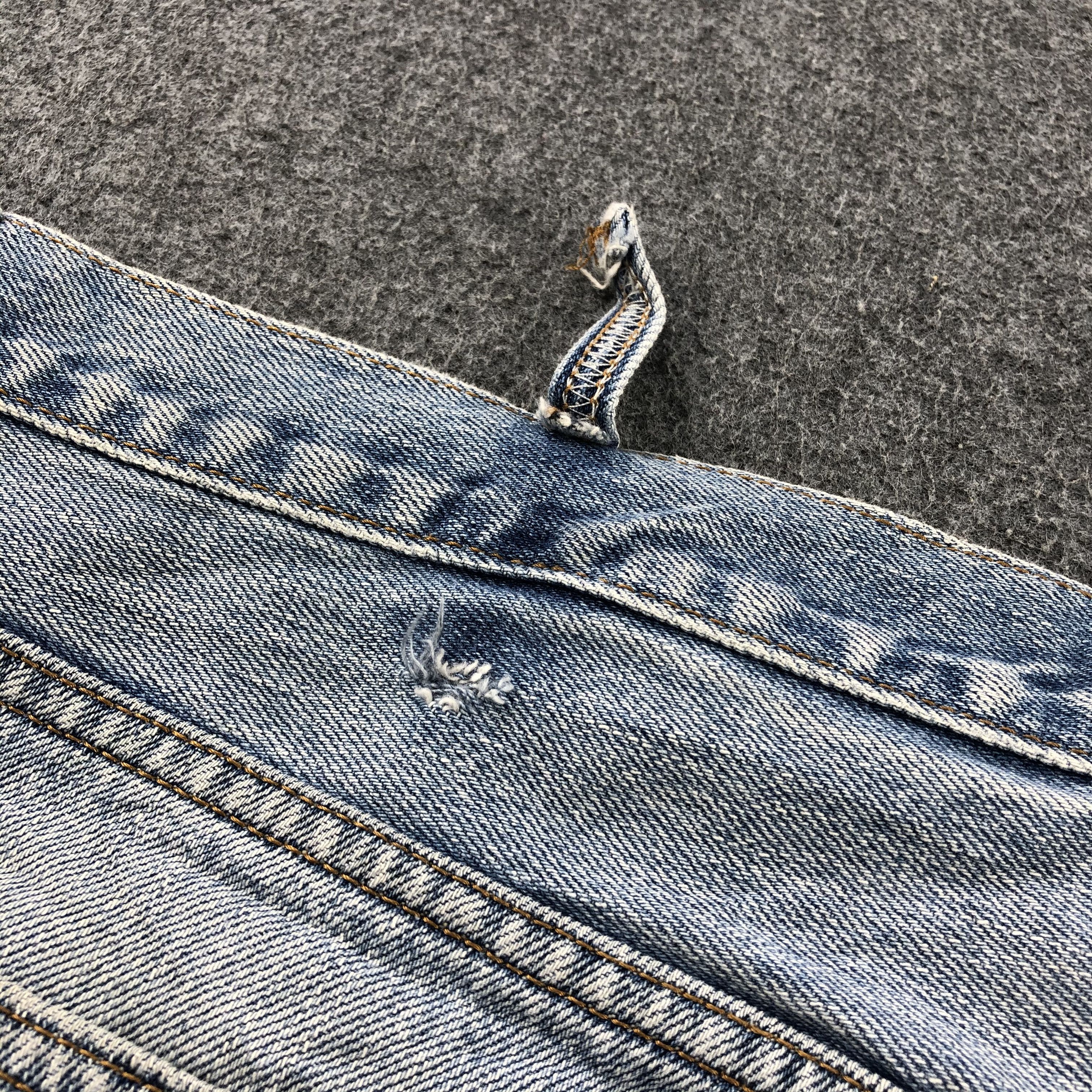 Levi's × Vintage 90s Vintage Light Wash Levis 560 Jeans-JM1688 Size US 44 / EU 60 - 7 Thumbnail