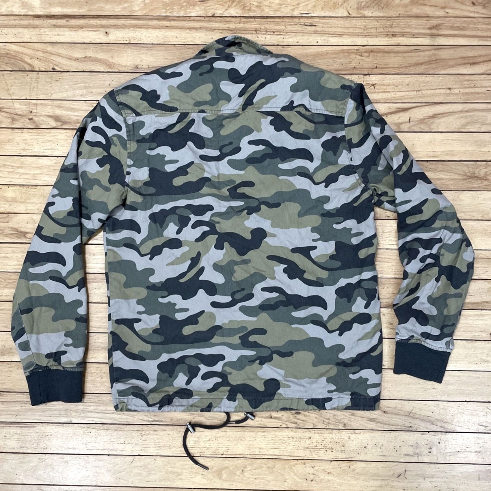 Forever 21 FOREVER 21 Jacket Men S Camouflage Army Green Gray Lined Bomber Button Snap Waist Cinched Canvas Polyester Casual Military Style 90s Size US S / EU 44-46 / 1 - 2 Thumbnail