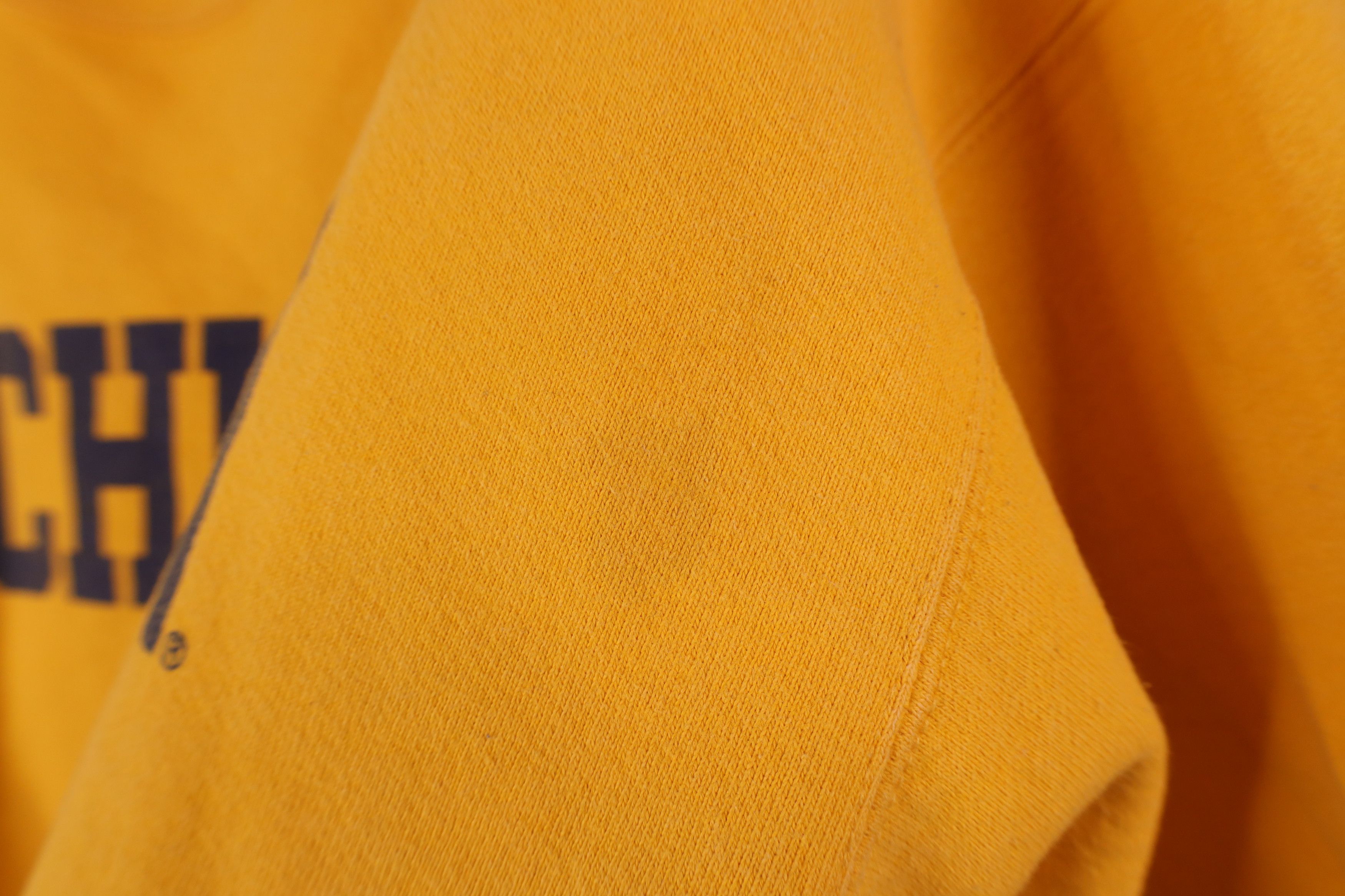 Vintage Vintage 90s Heavyweight University of Michigan Sweatshirt Size XL / US 12-14 / IT 48-50 - 6 Thumbnail
