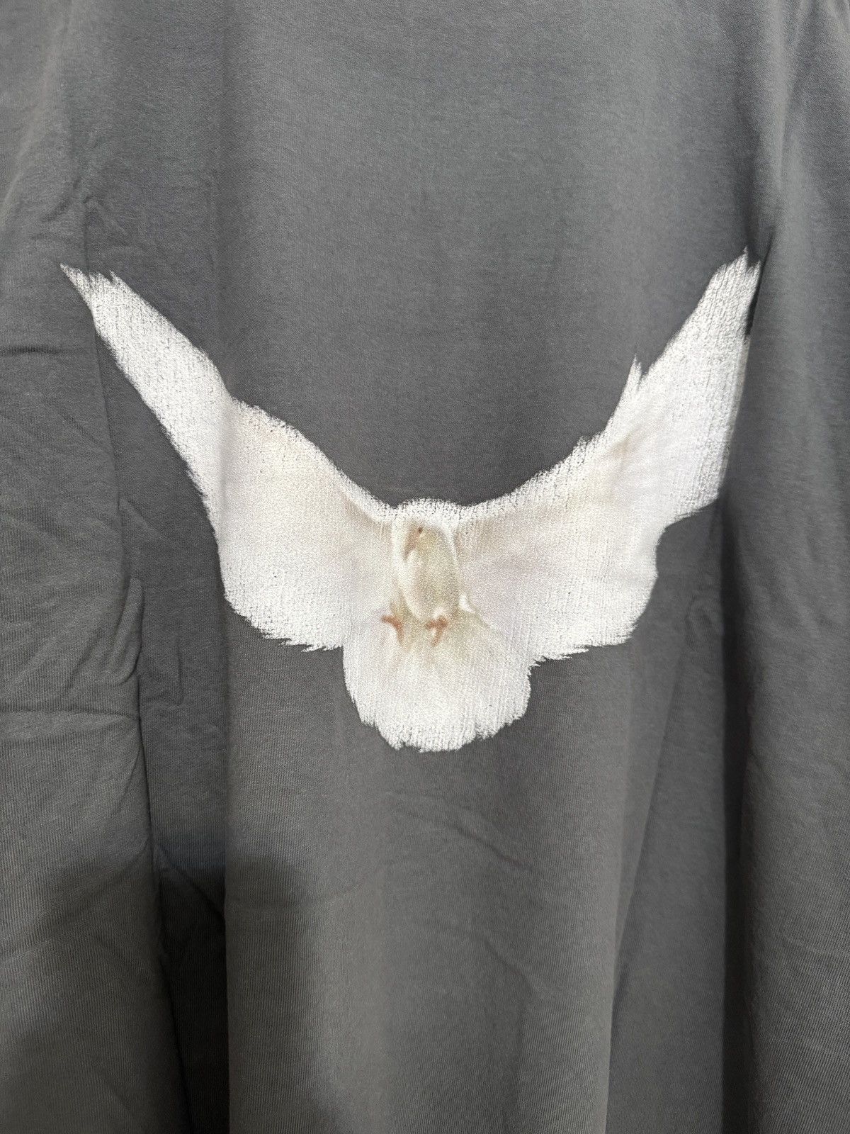 Gap × Vintage New Yzy Gap X Dove T Shirt Gray Size Large Size US L / EU 52-54 / 3 - 4 Thumbnail
