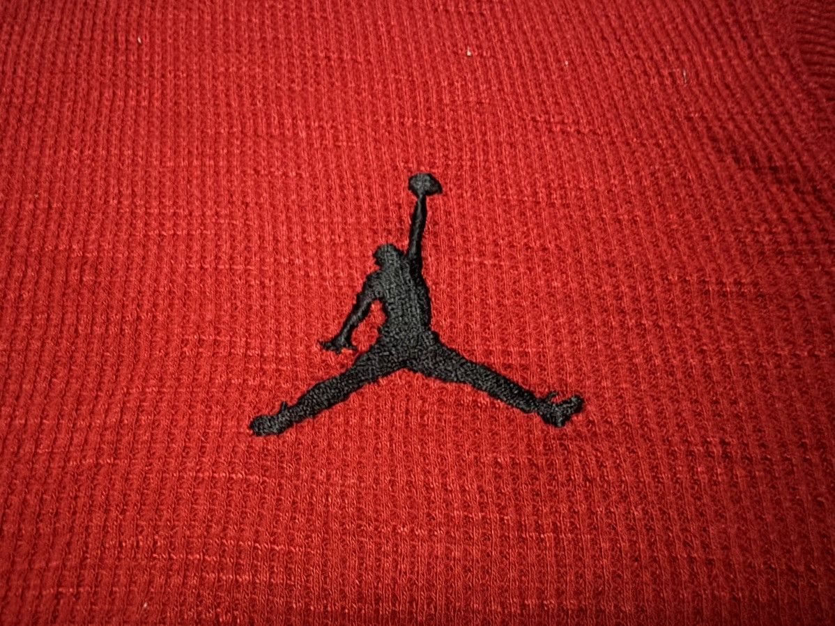 Jordan Brand Air Jordan Long Sleeves Size L Size US L / EU 52-54 / 3 - 3 Thumbnail
