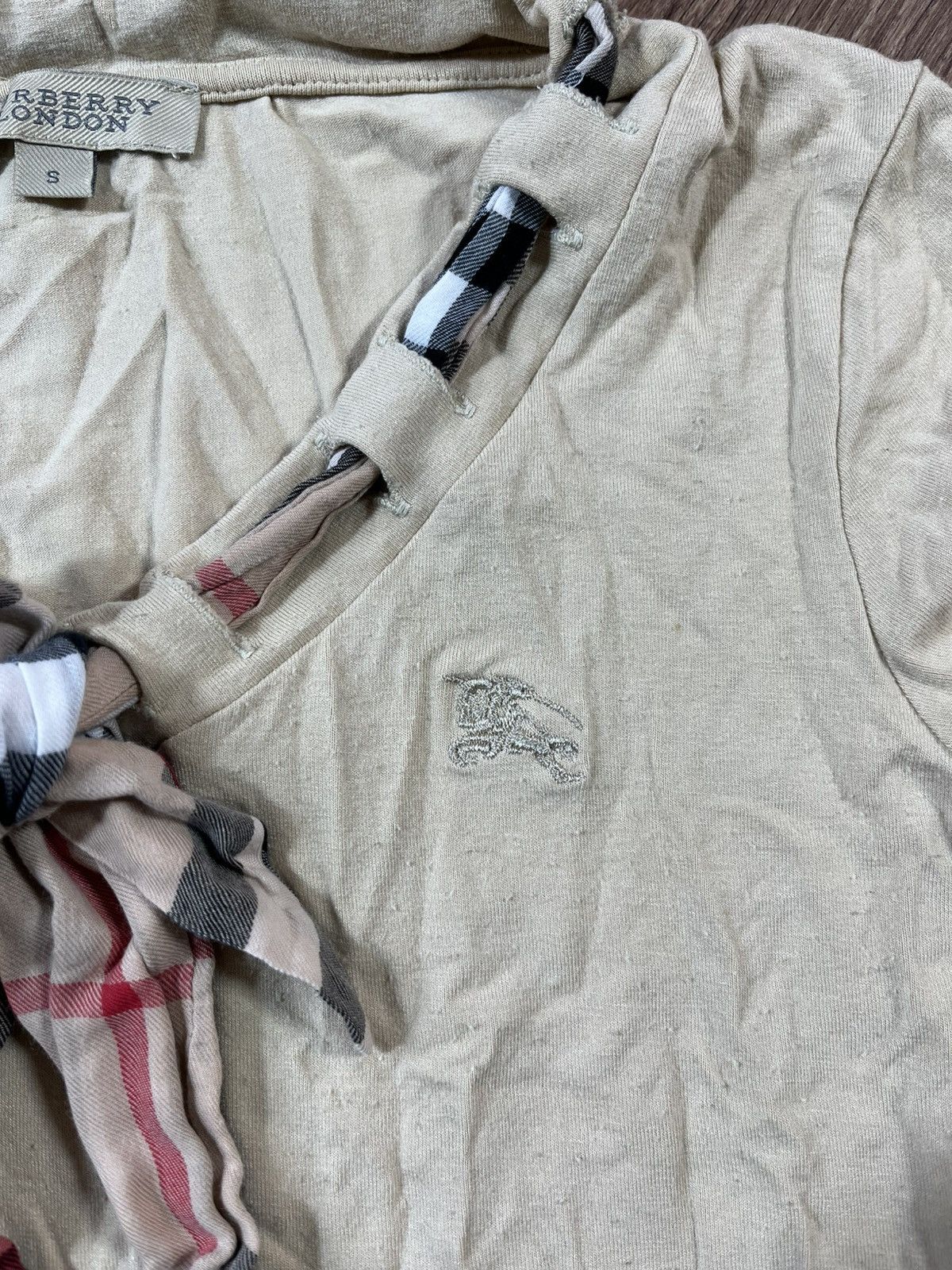 Burberry Burberry Vintage T Shirts size S Size S / US 4 / IT 40 - 3 Thumbnail