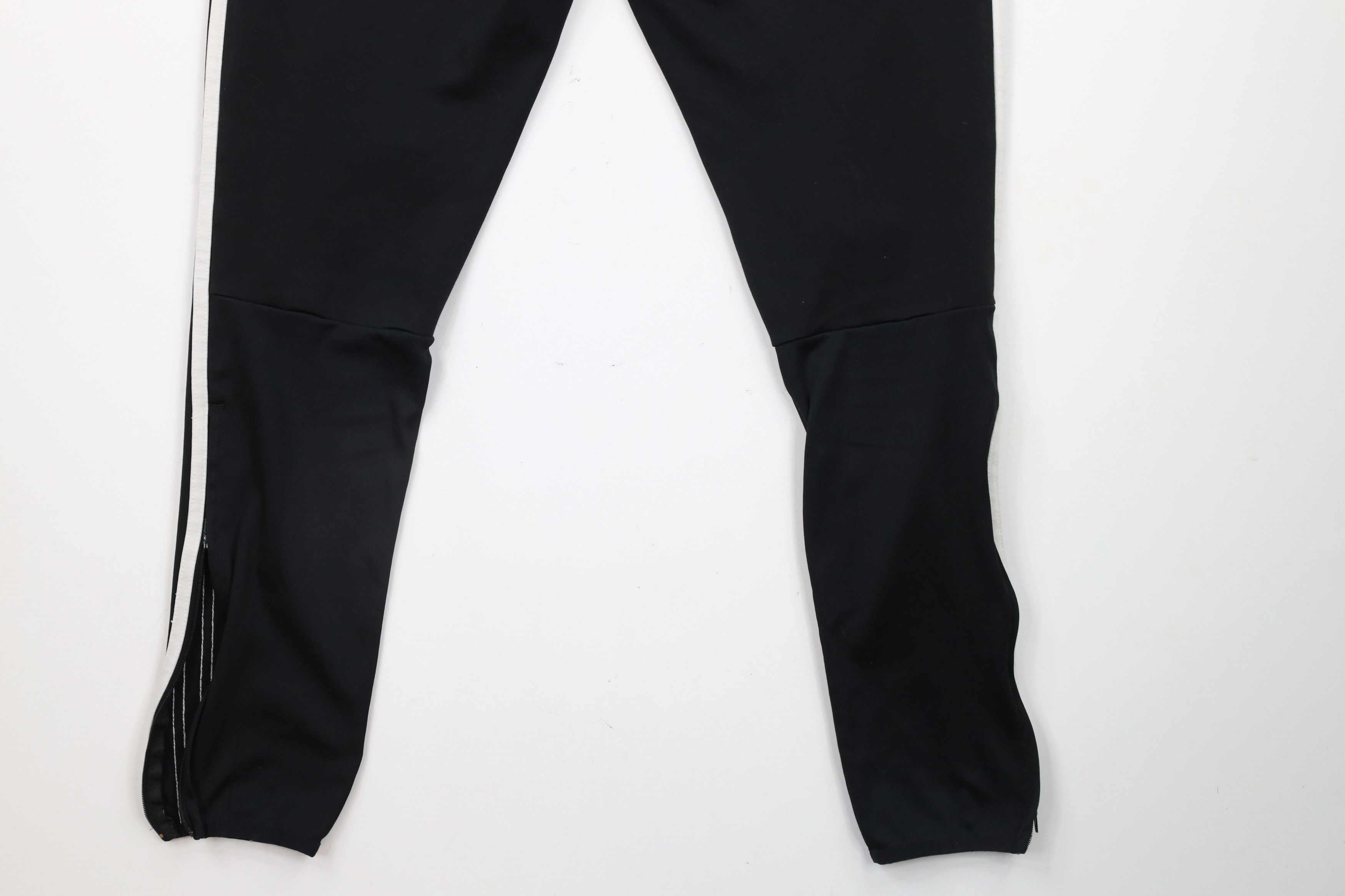 Adidas × Vintage Vintage Adidas Tapered Leg Soccer Warm Up Pants Black Size US 32 / EU 48 - 12 Thumbnail