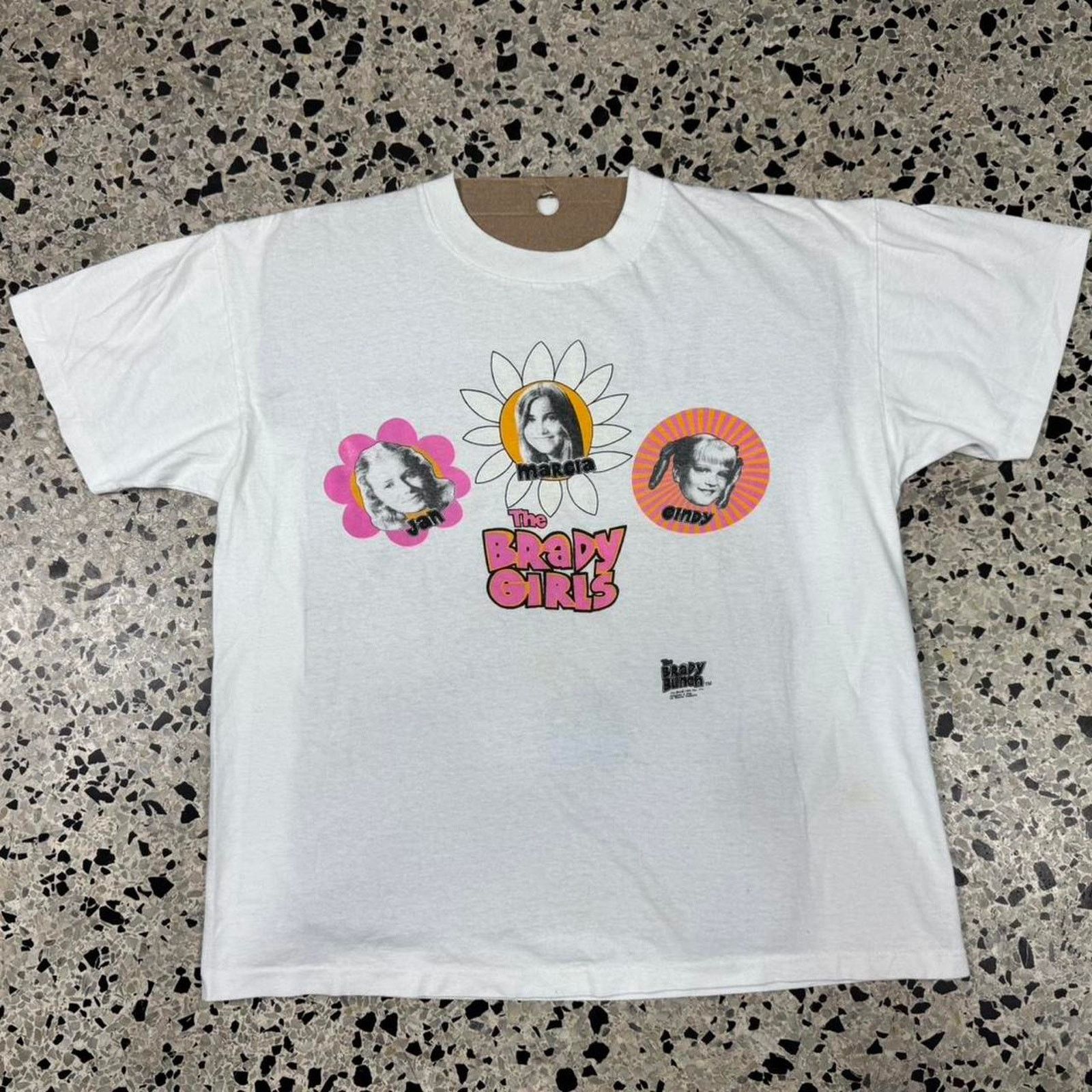 VINTAGE 90S SINGLE STITCH STANLEY DESANTIS BRADY GIRLS TEE: