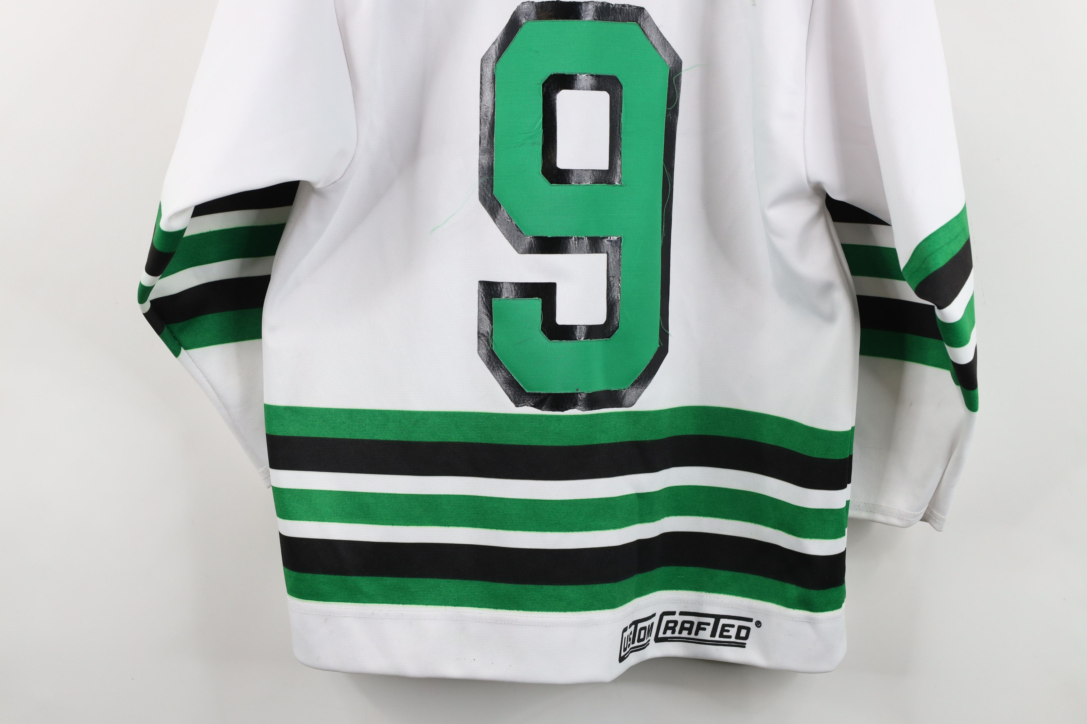 Vintage Vintage Spell Out Striped Kings Hockey Jersey White Green Size US L / EU 52-54 / 3 - 15 Thumbnail