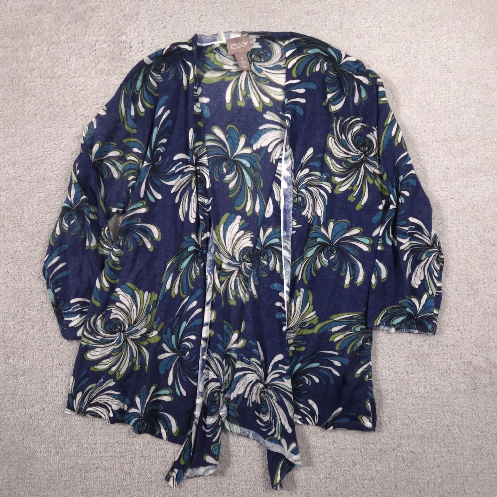 Vintage Chico's Cardigan Sweater Womens 2 Blue Floral Open Front Lightweight 3/4 Sleeve V-Neck Spring Casual Womens Size XS / US 0-2 / IT 36-38 - 2 Thumbnail