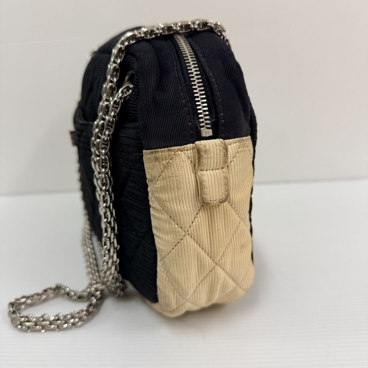 Chanel Pre-Owned Chanel Matelasse Chain Bag Nylon Black Silver CC Size ONE SIZE - 5 Thumbnail