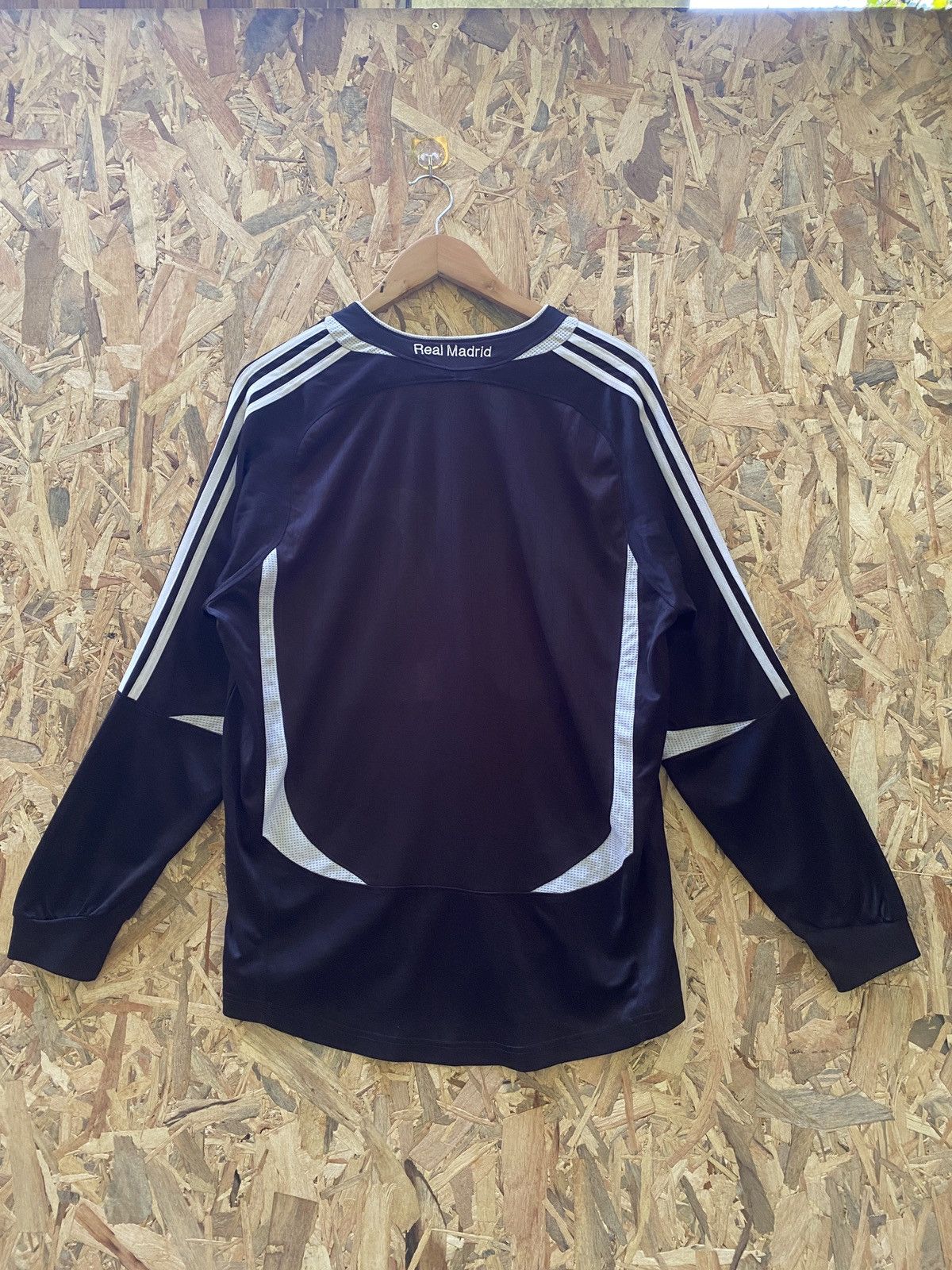 Vintage Vintage real madrid longsleeve jersey Size US M / EU 48-50 / 2 - 8 Thumbnail