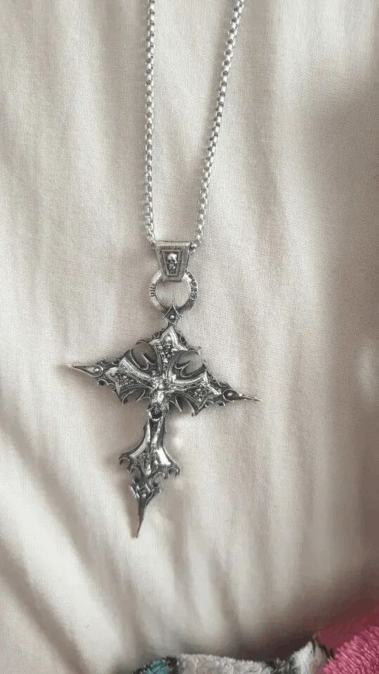Vintage Cross Pendant Good Friday Necklace Size ONE SIZE - 5 Thumbnail