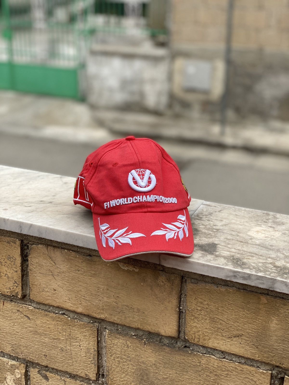 Formula 1 Michael Schumacher F1 World Champion 2000 Ferrari Cap Size ONE SIZE - 3 Thumbnail