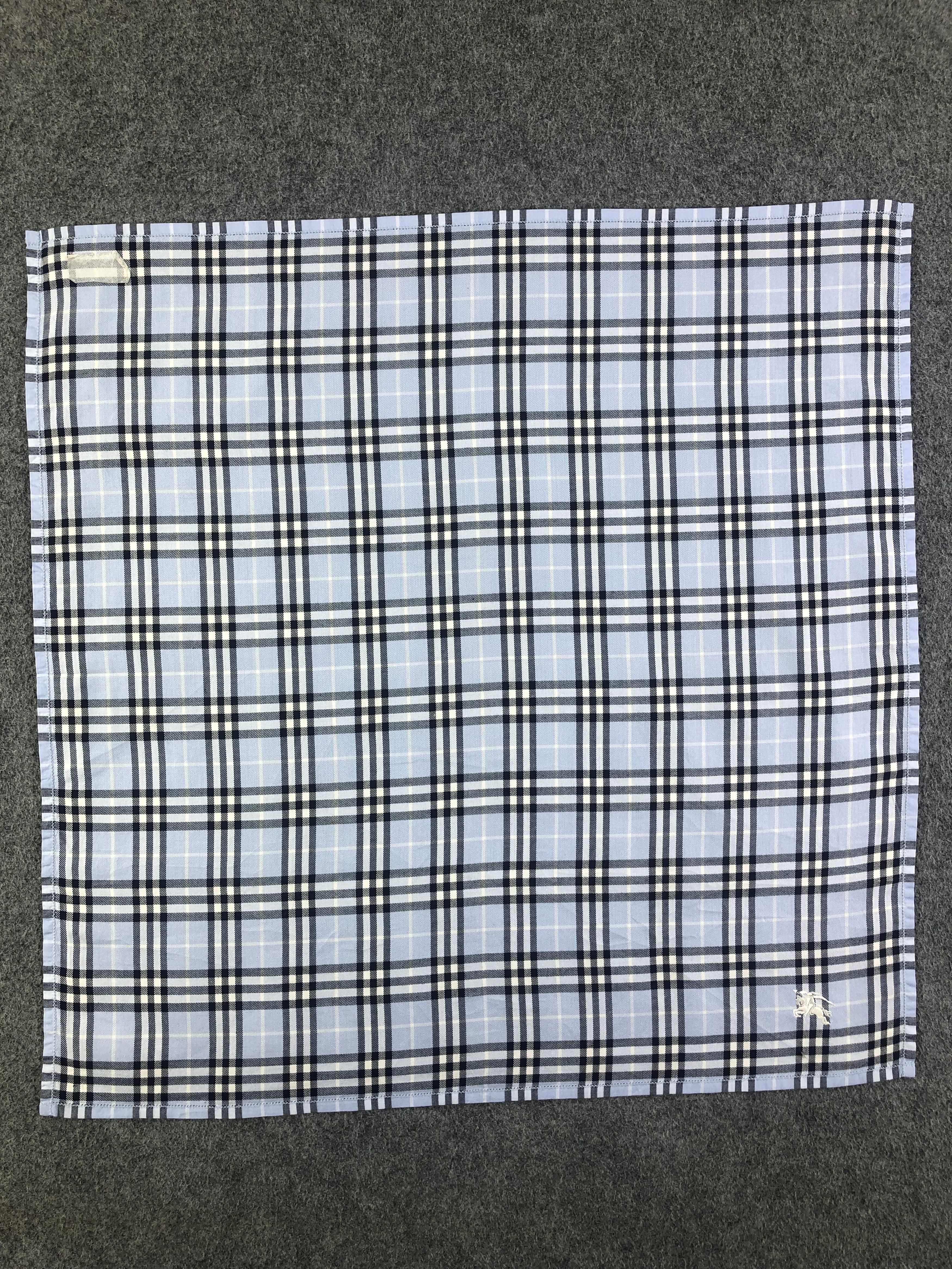 Burberry Burberry Handkerchief / Bandana / Neckerchief Size ONE SIZE - 3 Thumbnail
