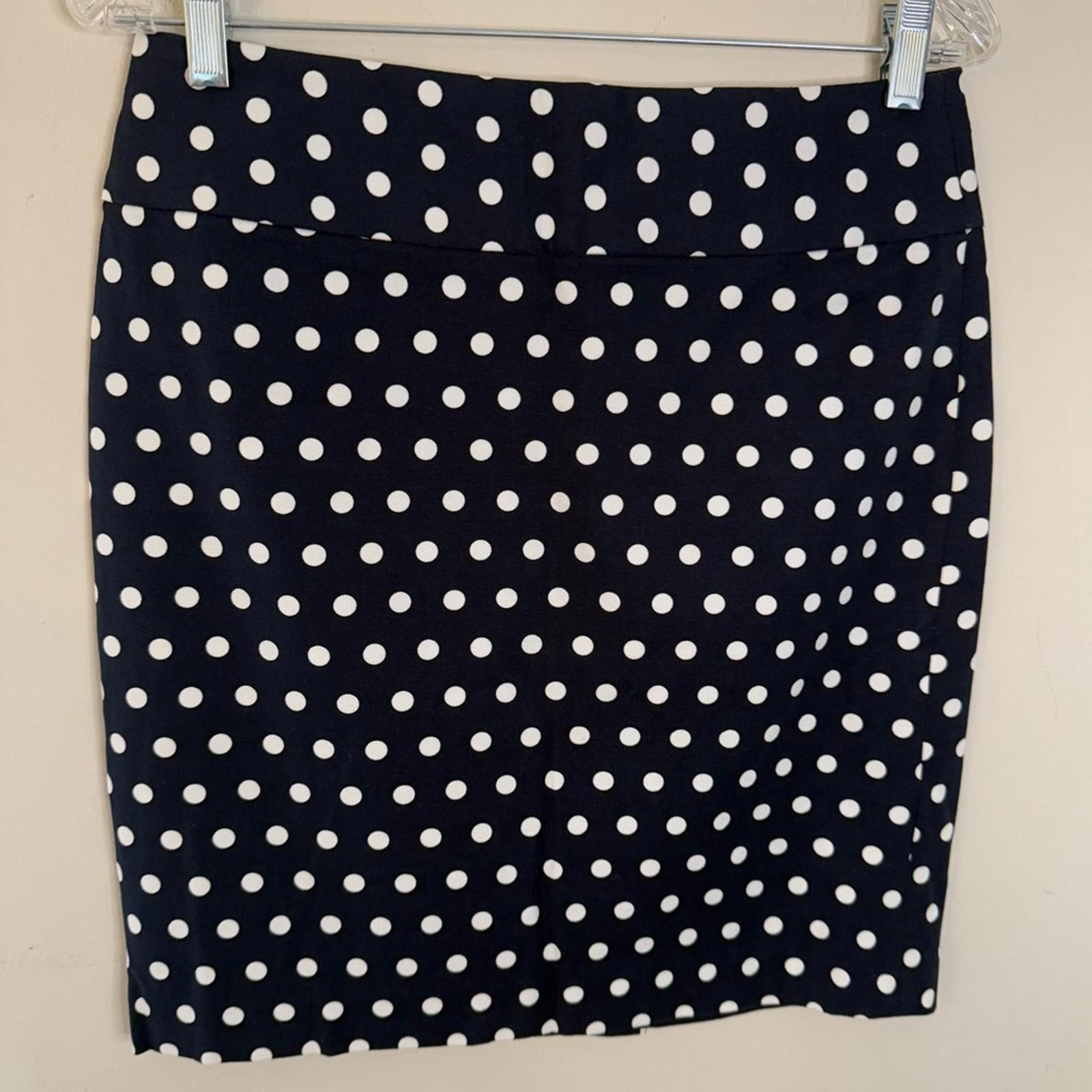 Other Banana Republic Factory black & white polka dot mini skirt 6 Size 28" / US 6 / IT 42 - 1 Thumbnail