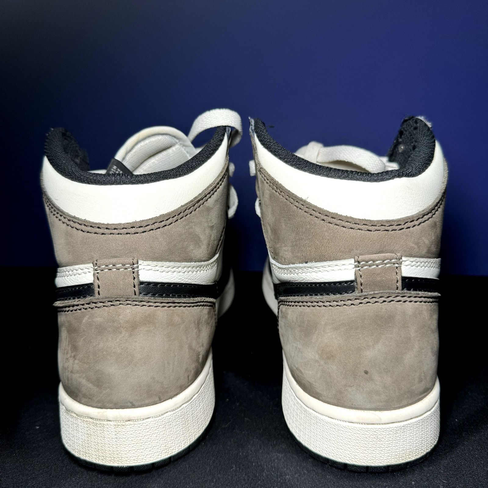 Jordan Brand × Nike Size 7 - Nike Air Jordan 1 Retro High OG GS Dark Mocha Size US 7 / EU 40 - 5 Thumbnail