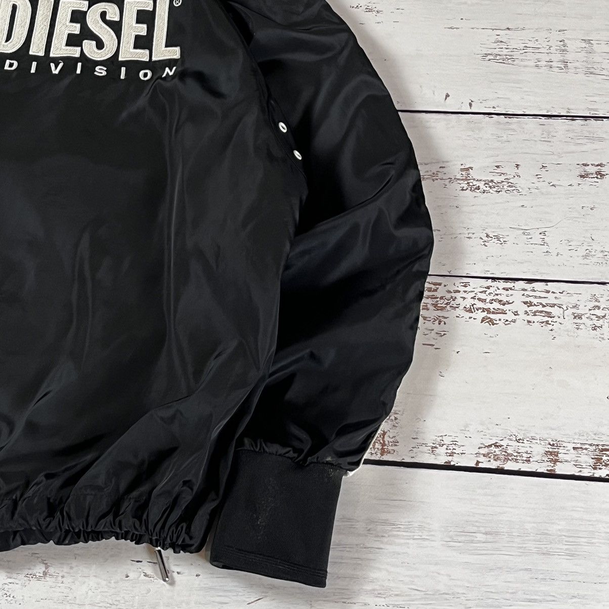 Diesel Windbreaker Diesel J-Akito Relahed Fit Black Zip Jacket Y2K Size US S / EU 44-46 / 1 - 9 Thumbnail