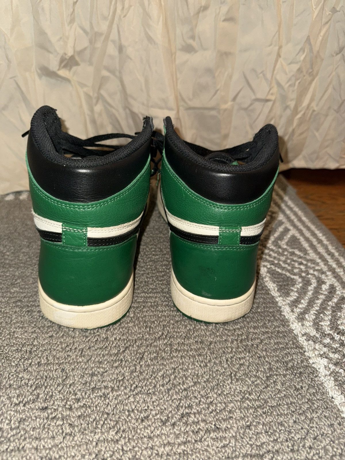 Jordan Brand Air Jordan 1s “Pine Green 1.0” Size US 11.5 / EU 44-45 - 4 Thumbnail