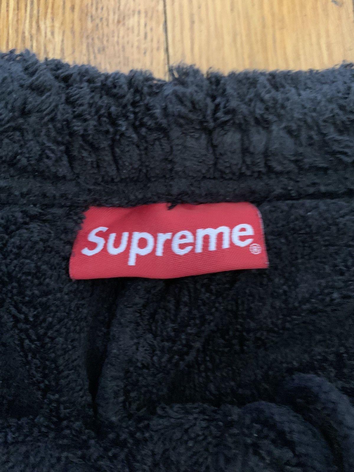 Supreme Supreme Terry Logo Shorts Black Size US 32 / EU 48 - 2 Thumbnail