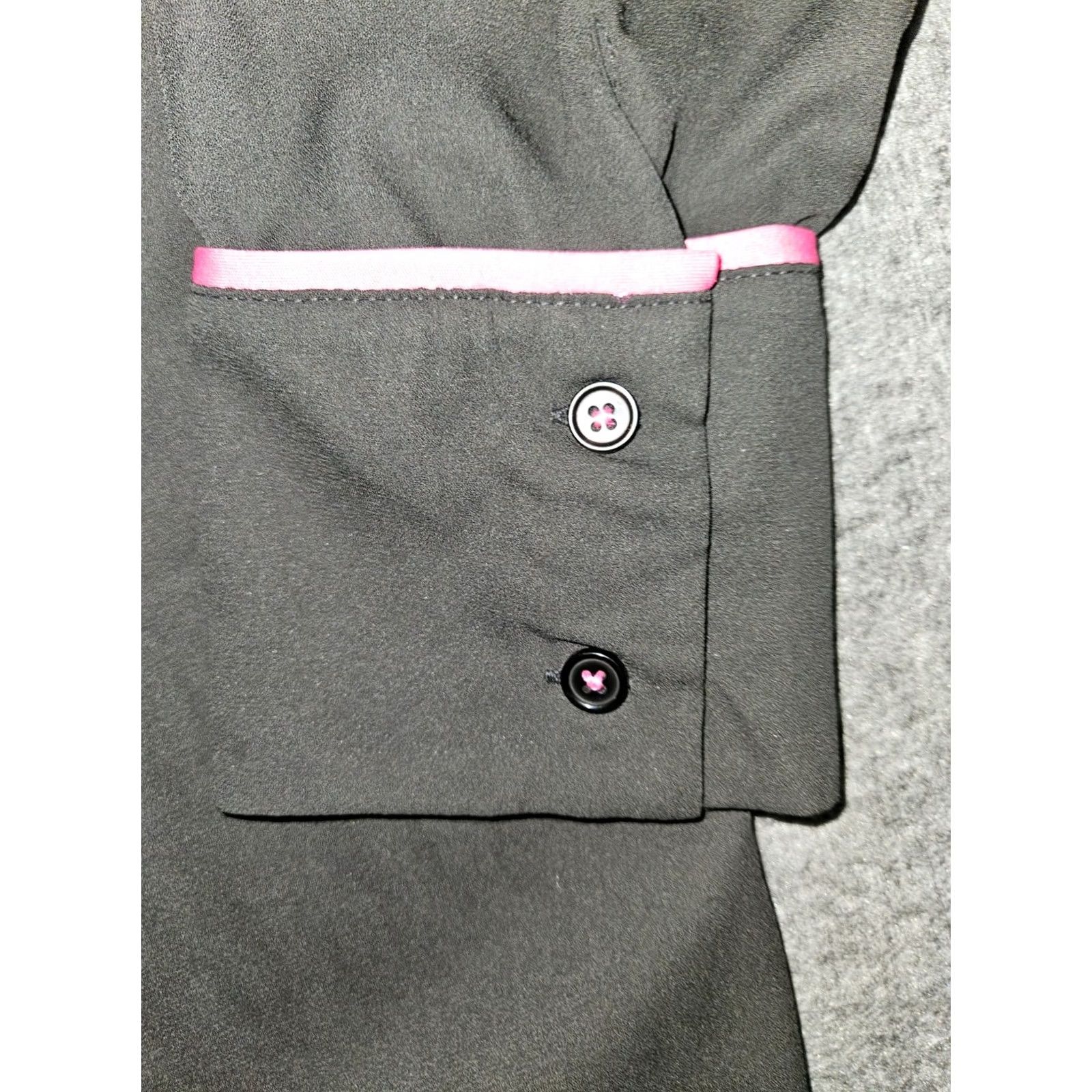 Vintage VINTAGE T-Mobile Magenta Gear Blouse NWT Women's 2XL Black Sheer Tunic V-Neck Size XXL / US 16-18 / IT 52-54 - 7 Thumbnail