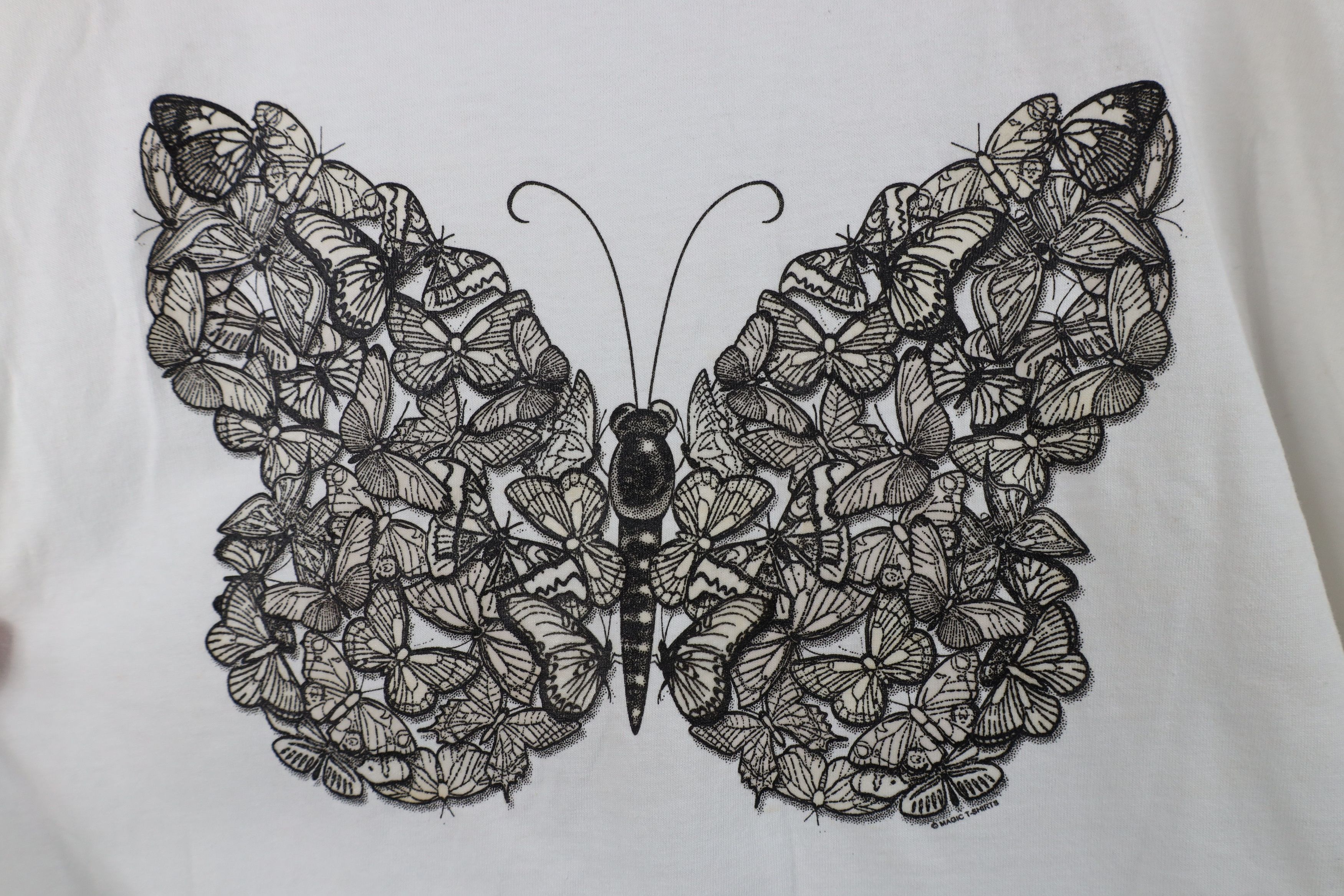 Vintage Deadstock Vintage 90s Y2K Burst Butterfly T-Shirt White Size XXL / US 16-18 / IT 52-54 - 4 Thumbnail