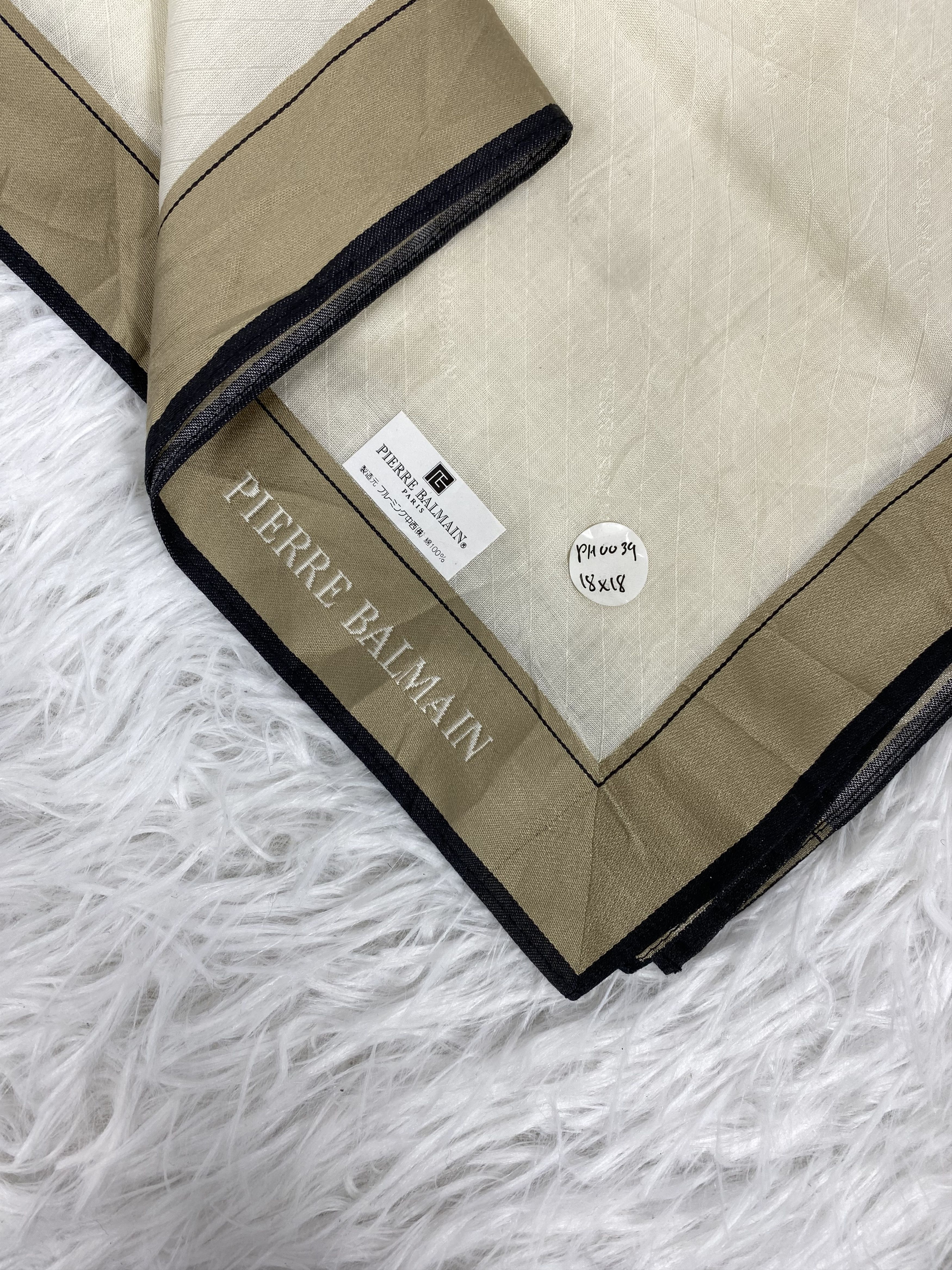 Pierre Balmain Vintage Pierre Balmain Handkerchief PH0039 Size ONE SIZE - 2 Thumbnail