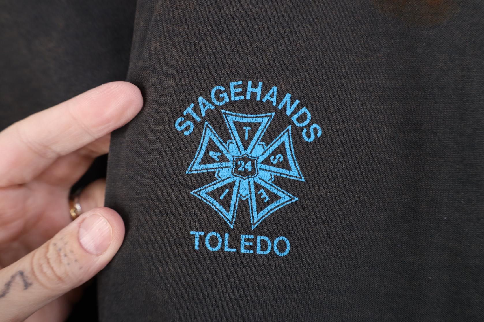 Vintage Vintage 90s Local 24 IATSE Stagehands Toledo T-Shirt USA Size US XL / EU 56 / 4 - 4 Thumbnail