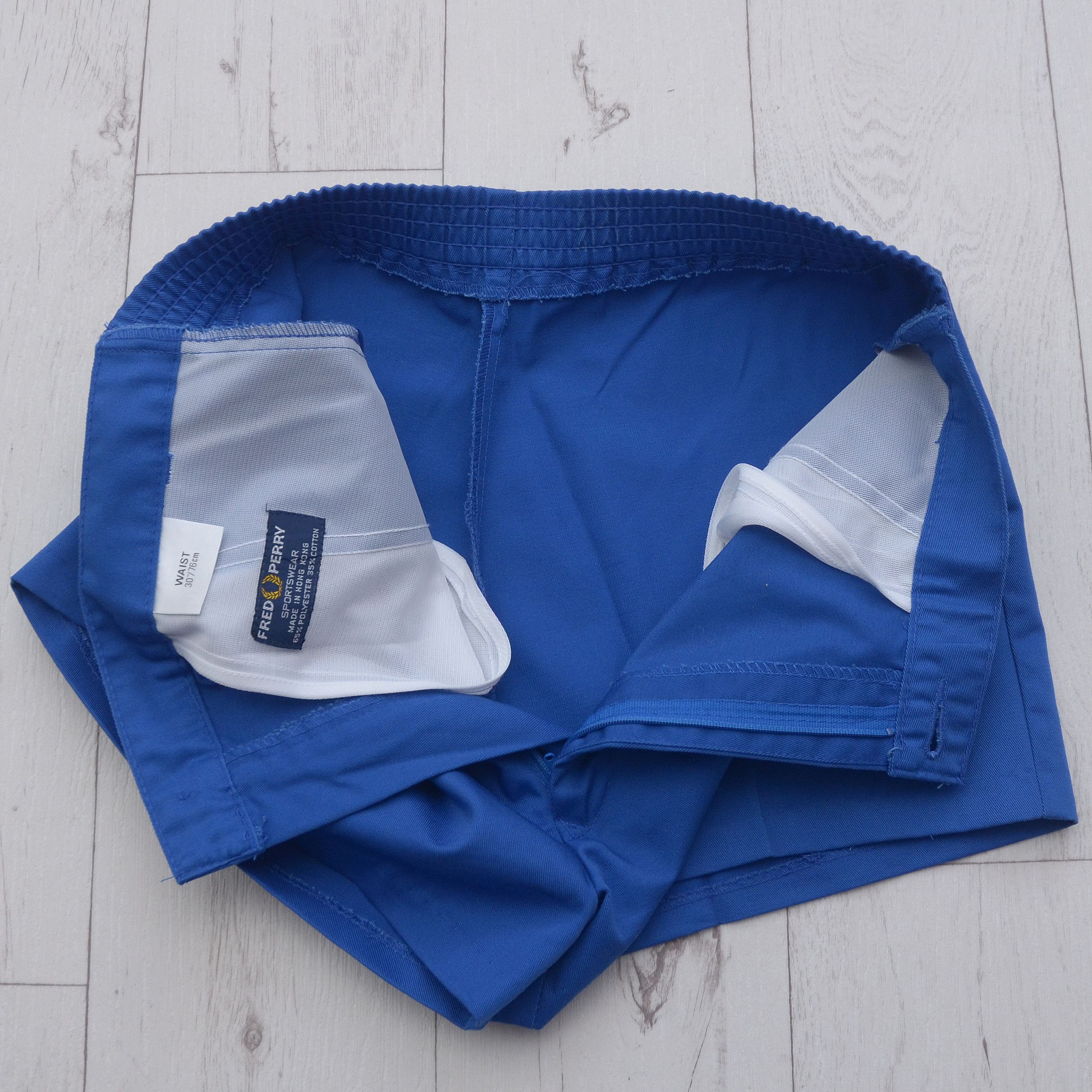 Fred Perry Vintage Fred Perry 90s Men`s Shorts Hooligans Rare Blue sz30 Size US 30 / EU 46 - 7 Thumbnail