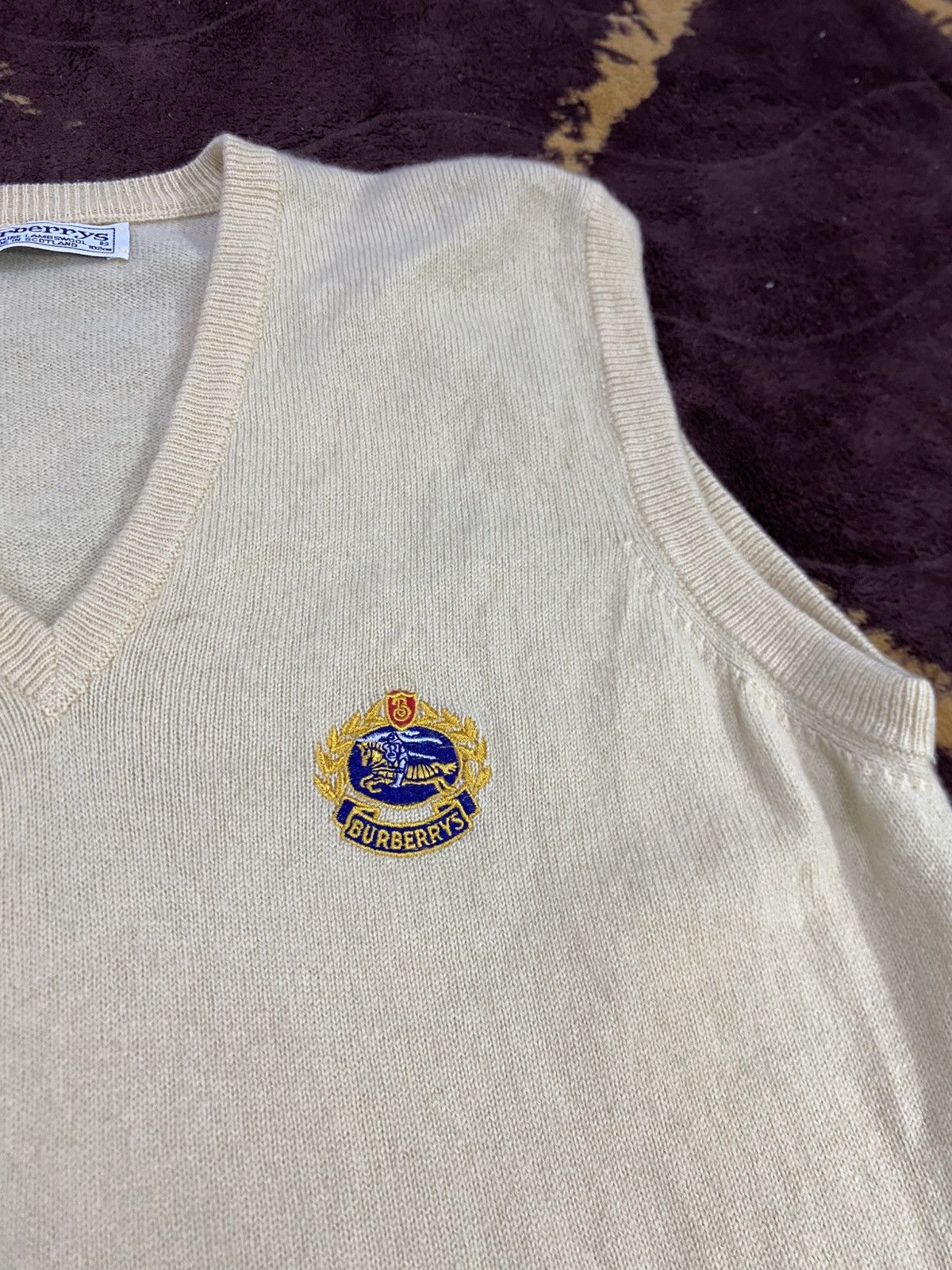 Burberry Burberry Knit Vest Pure Lambswool Logo Yellow Size US M / EU 48-50 / 2 - 3 Thumbnail