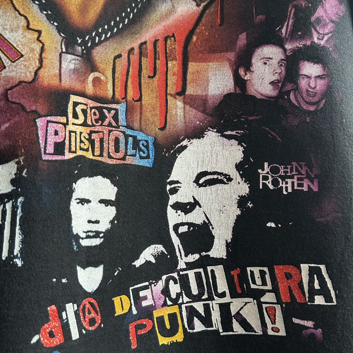 Band Tees × Vintage VINTAGE Y2K SEX PISTOLS GRAPHIC TEE Size US L / EU 52-54 / 3 - 4 Thumbnail