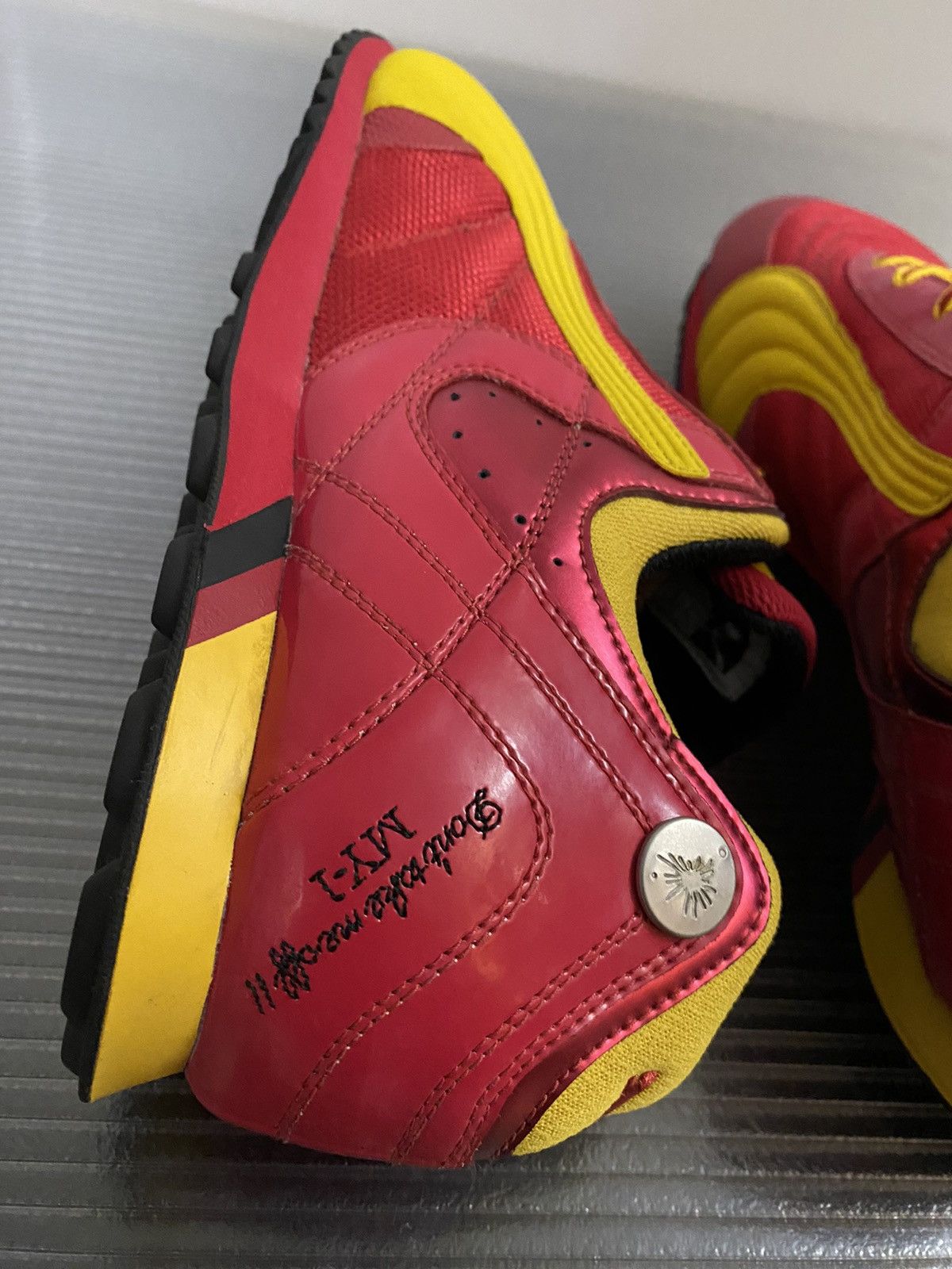 Maison MIHARA YASUHIRO × Puma Puma x MIHARA YASUHIRO MY-1 REBORN ski patrol red 11.5 NEW Size US 11.5 / EU 44-45 - 5 Thumbnail