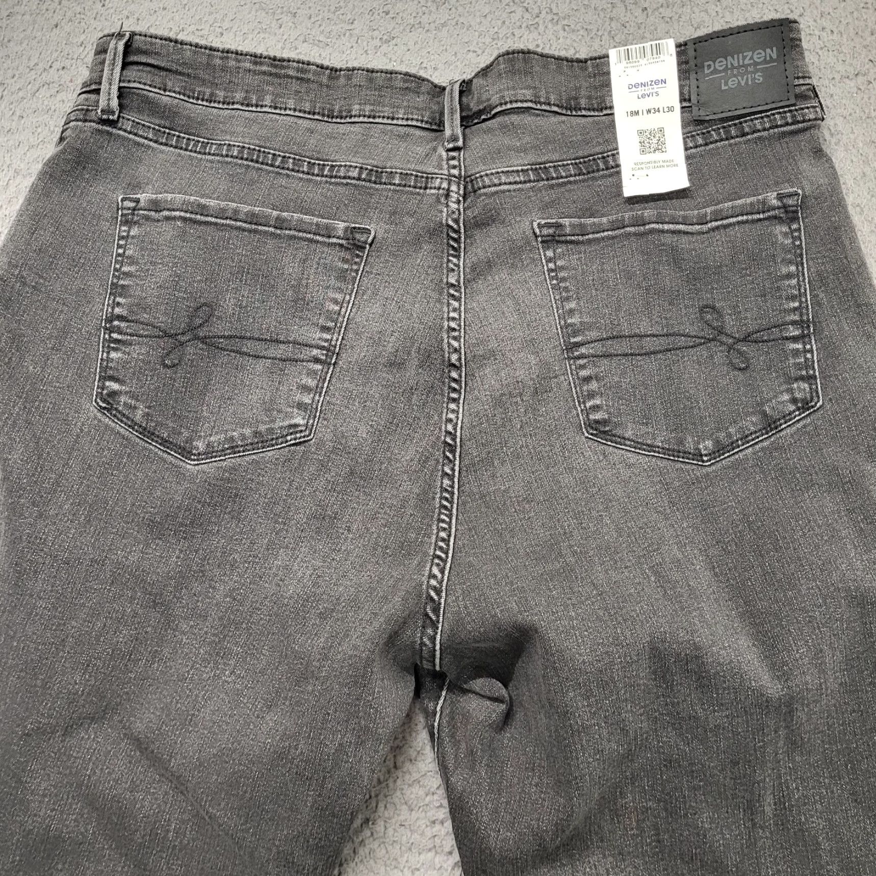 Denizen NWT Levi's Denizen Jeans Womens 18M 34x30 Charcoal Grey High Rise Skinny Denim Jeans Womens Men’s issue? Size 40" / US 18 - 5 Thumbnail