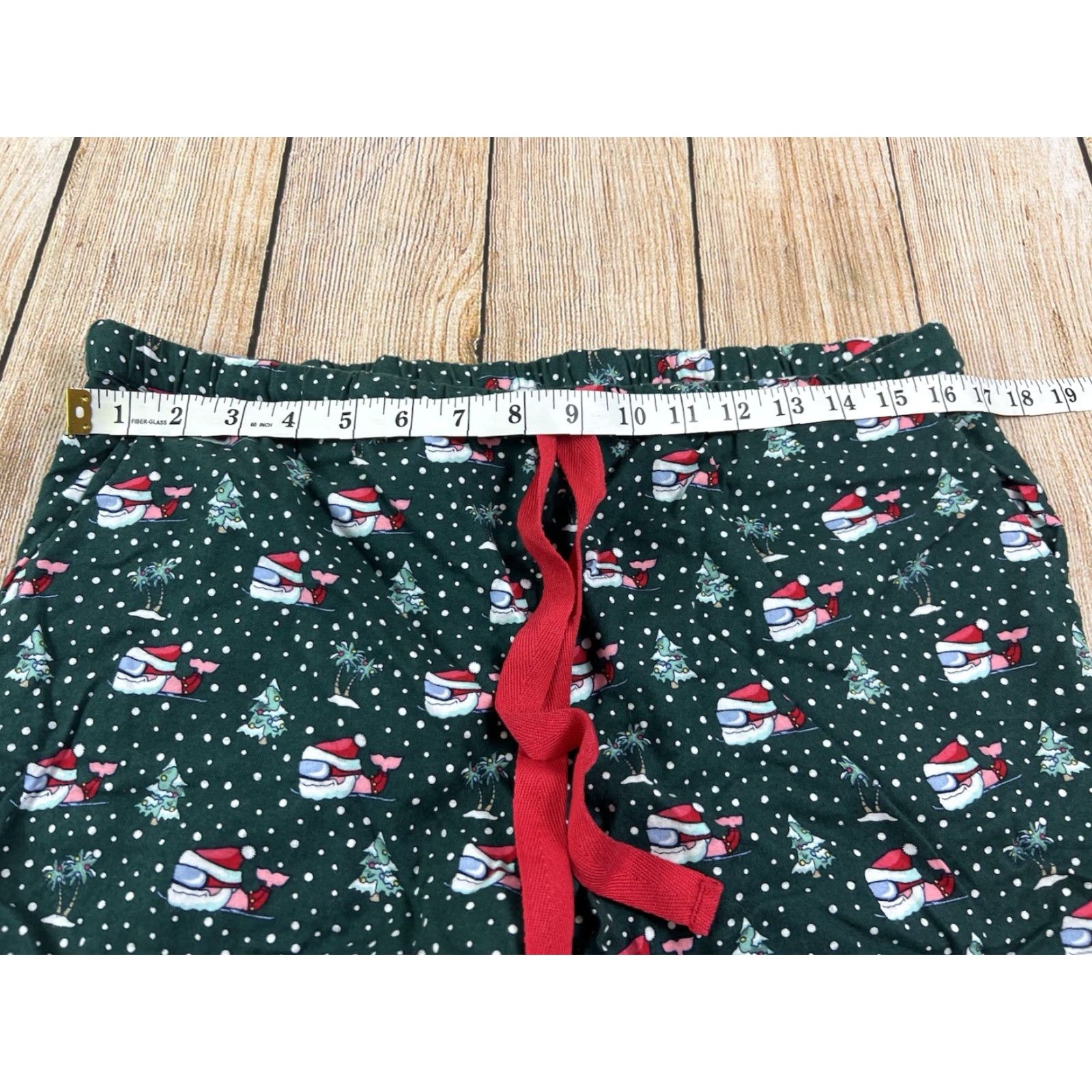 Vineyard Vines Vineyard Vines Pajama Pants Unisex Adults Small Green Christmas Santa Skiing Holiday Size US 29 - 3 Thumbnail