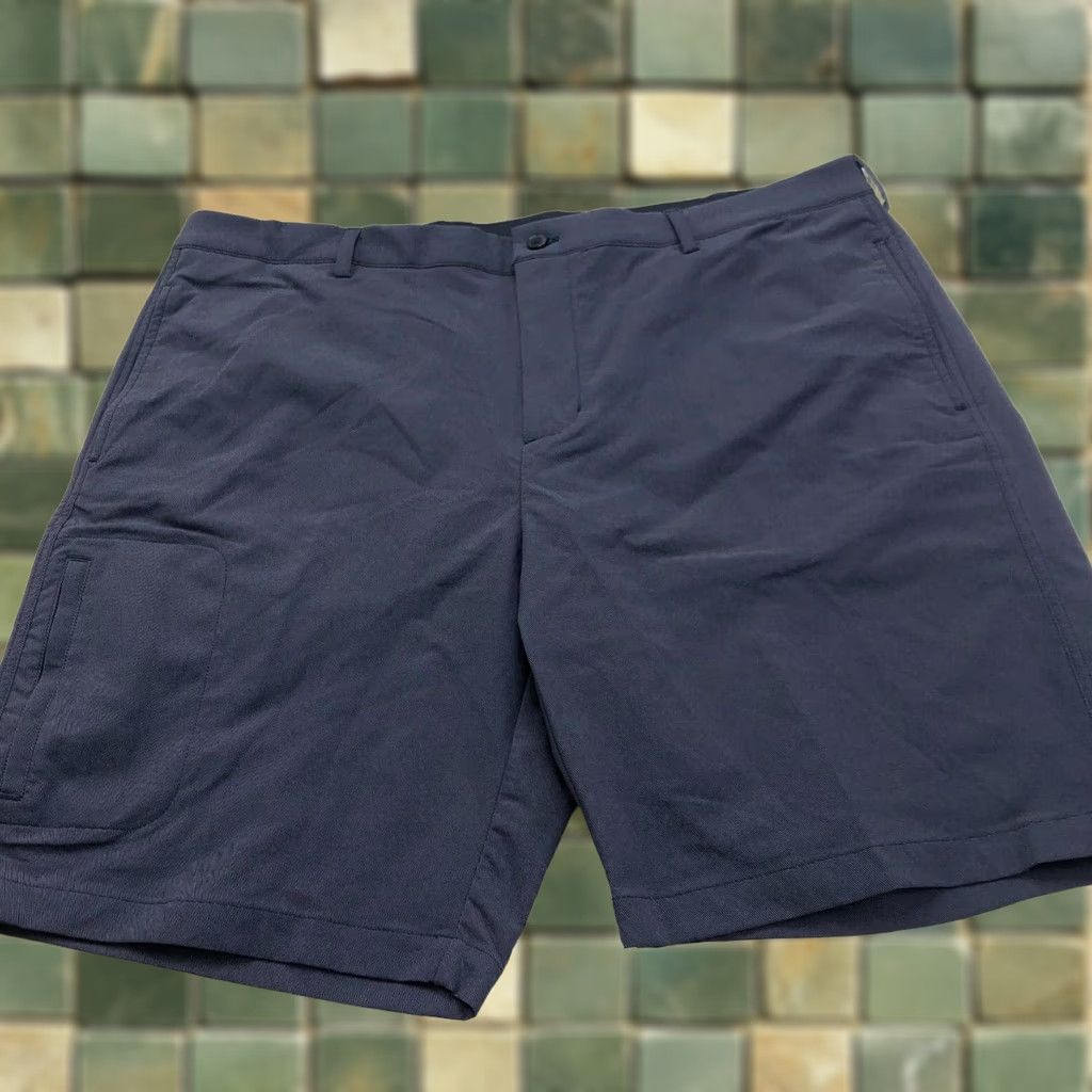 Vintage Greg Norman NEW 40 (Fit 41 In) Performance Cargo Elastic Waist 9" Shorts Size US 40 / EU 56 - 1 Thumbnail