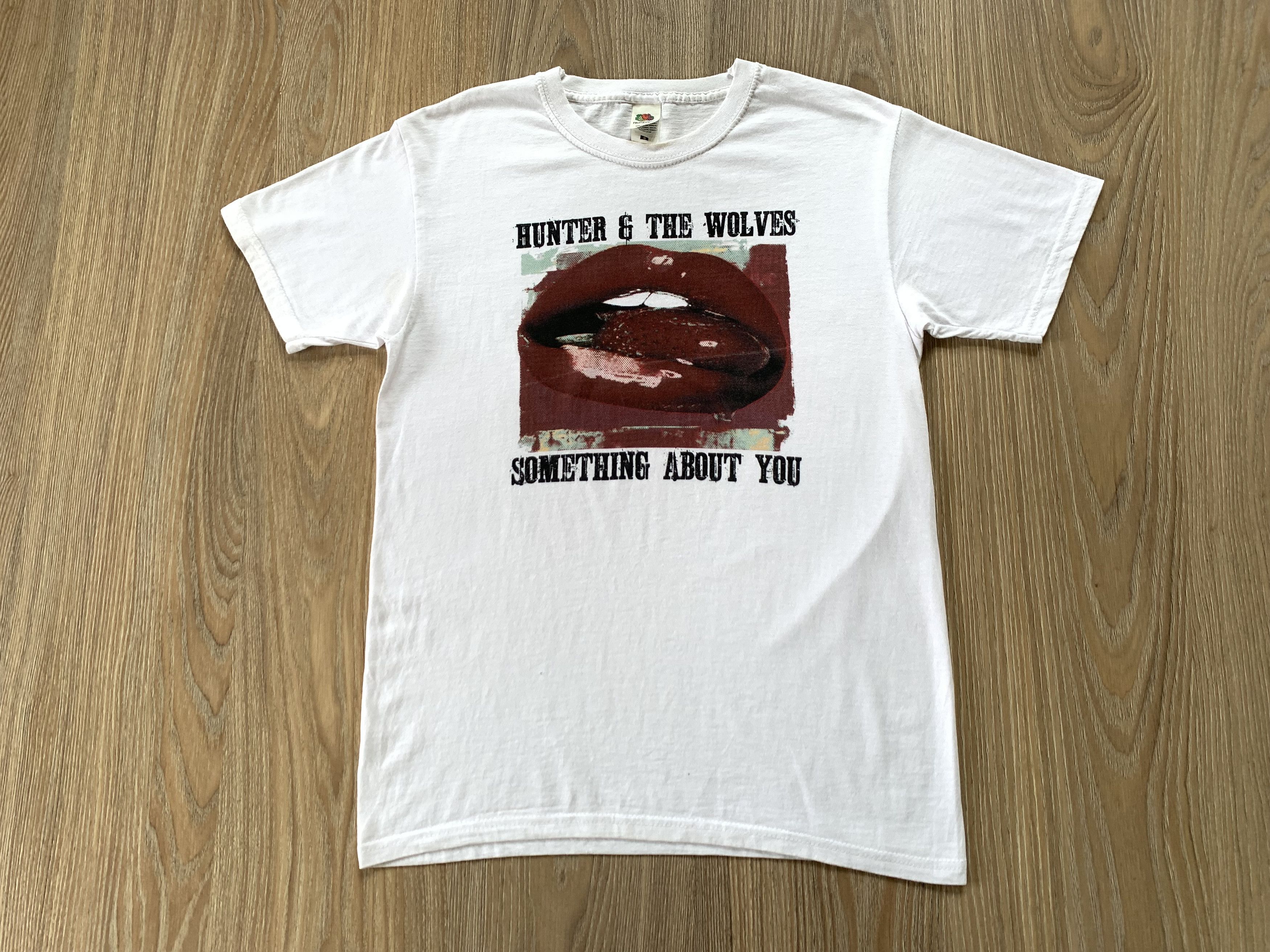 Band Tees × Fruit Of The Loom Hunter & The Wolves Big Logo T-Shirt Size US S / EU 44-46 / 1 - 3 Thumbnail