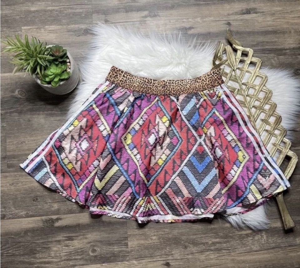 Adidas Adidas x FARM Originals Three Stripe Logo A Line Skirt Size 27" / US 4 / IT 40 - 7 Thumbnail