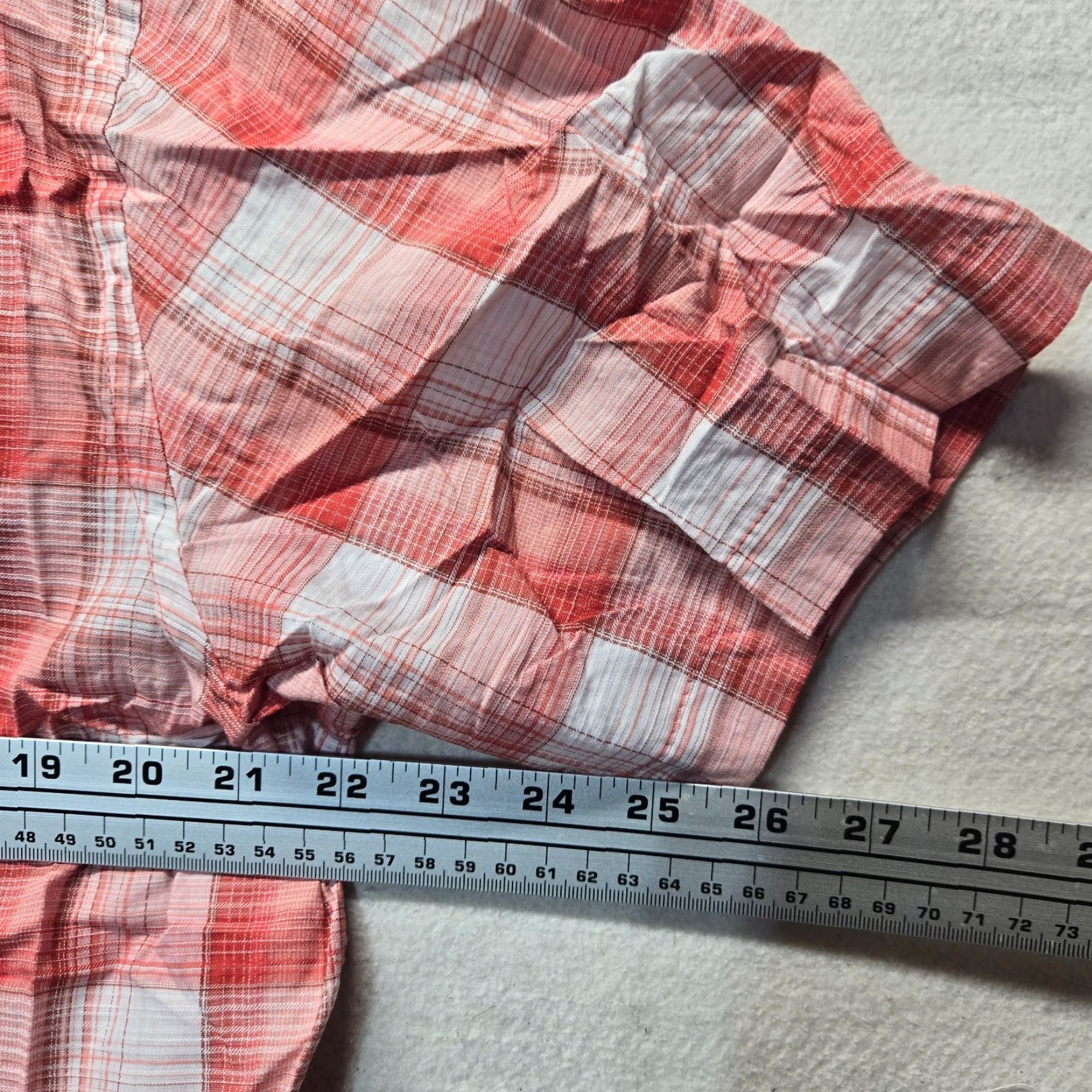 Van Heusen VINTAGE Van Heusen Red Plaid Button-Up Shirt Adult XL Regular Cotton Blend Preppy Mens Size US XL / EU 56 / 4 - 4 Thumbnail