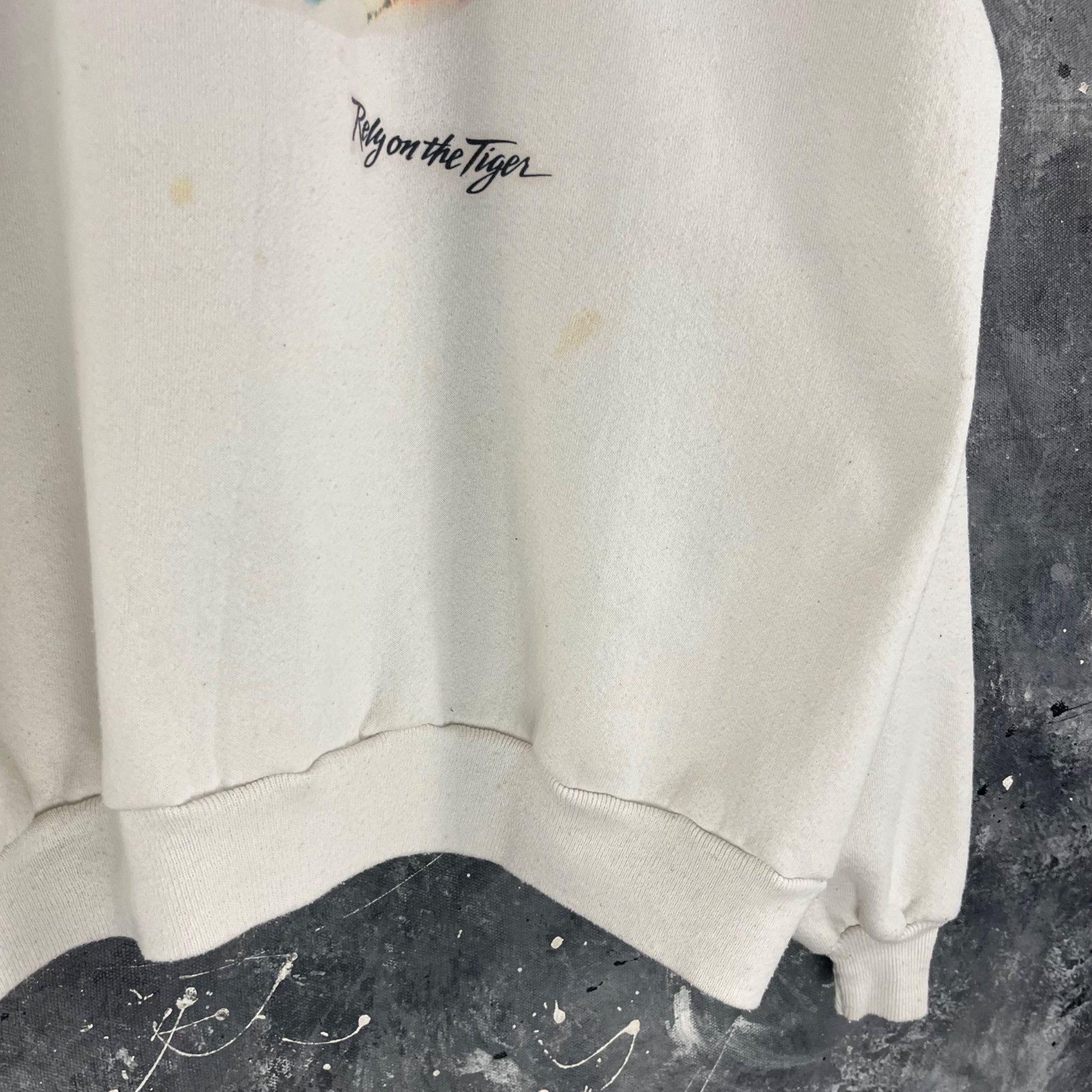 Vintage Vintage 90’s Tiger nature sweatshirt Size US XL / EU 56 / 4 - 4 Thumbnail