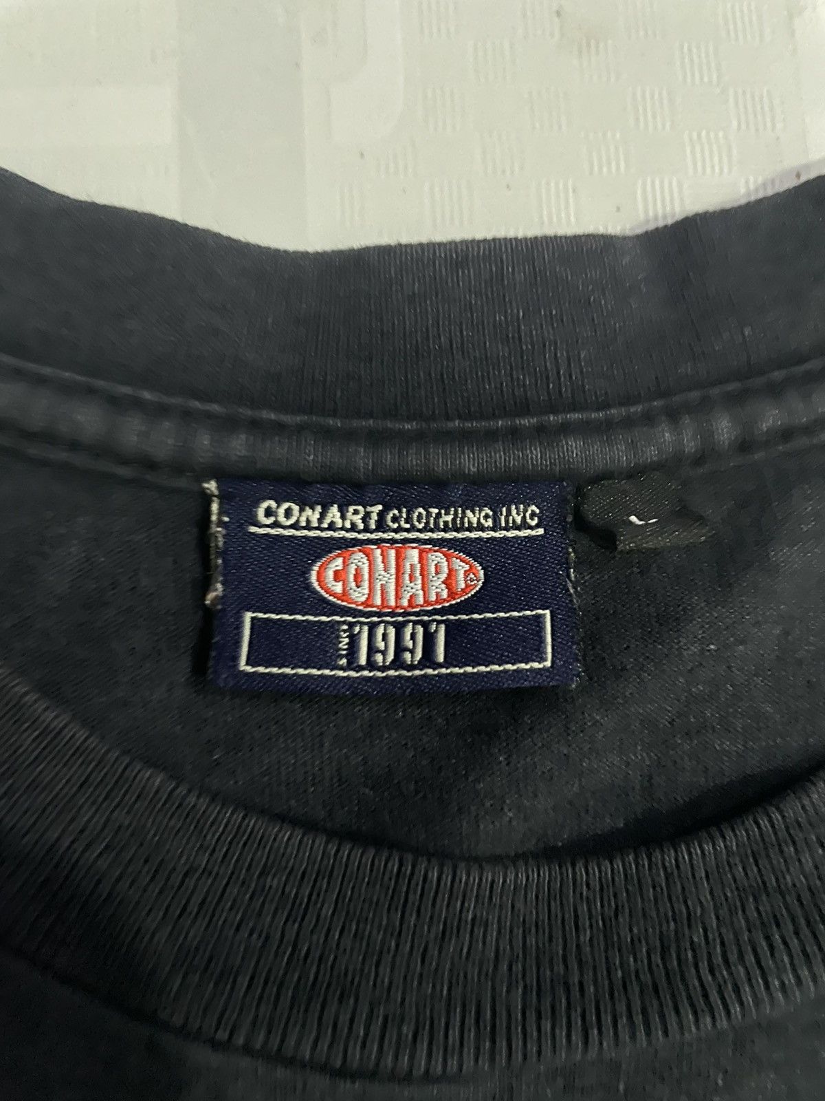 Vintage Conart Vintage Small Logo Tee Size US L / EU 52-54 / 3 - 5 Thumbnail