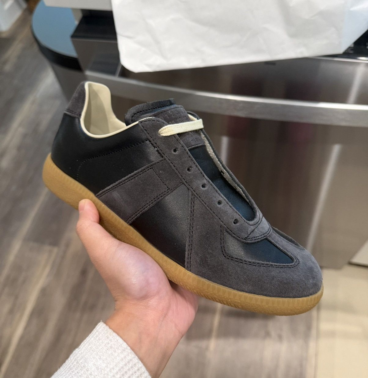 Maison Margiela Maison Margiela Replica Gat EU 35 Size US 6 / IT 36 - 6 Thumbnail