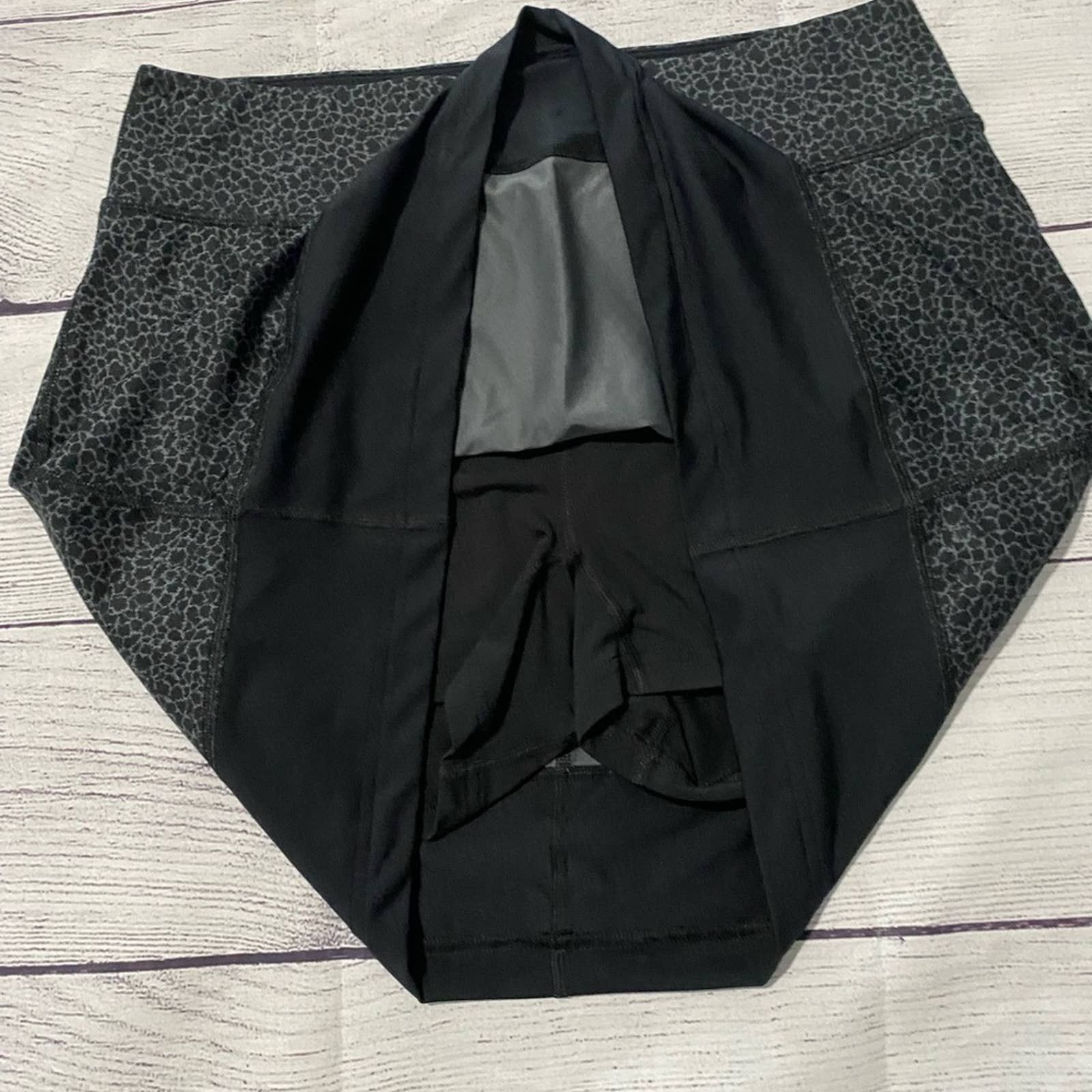 Columbia Columbia skirt with shorts attached Size 30" / US 8 / IT 44 - 3 Thumbnail