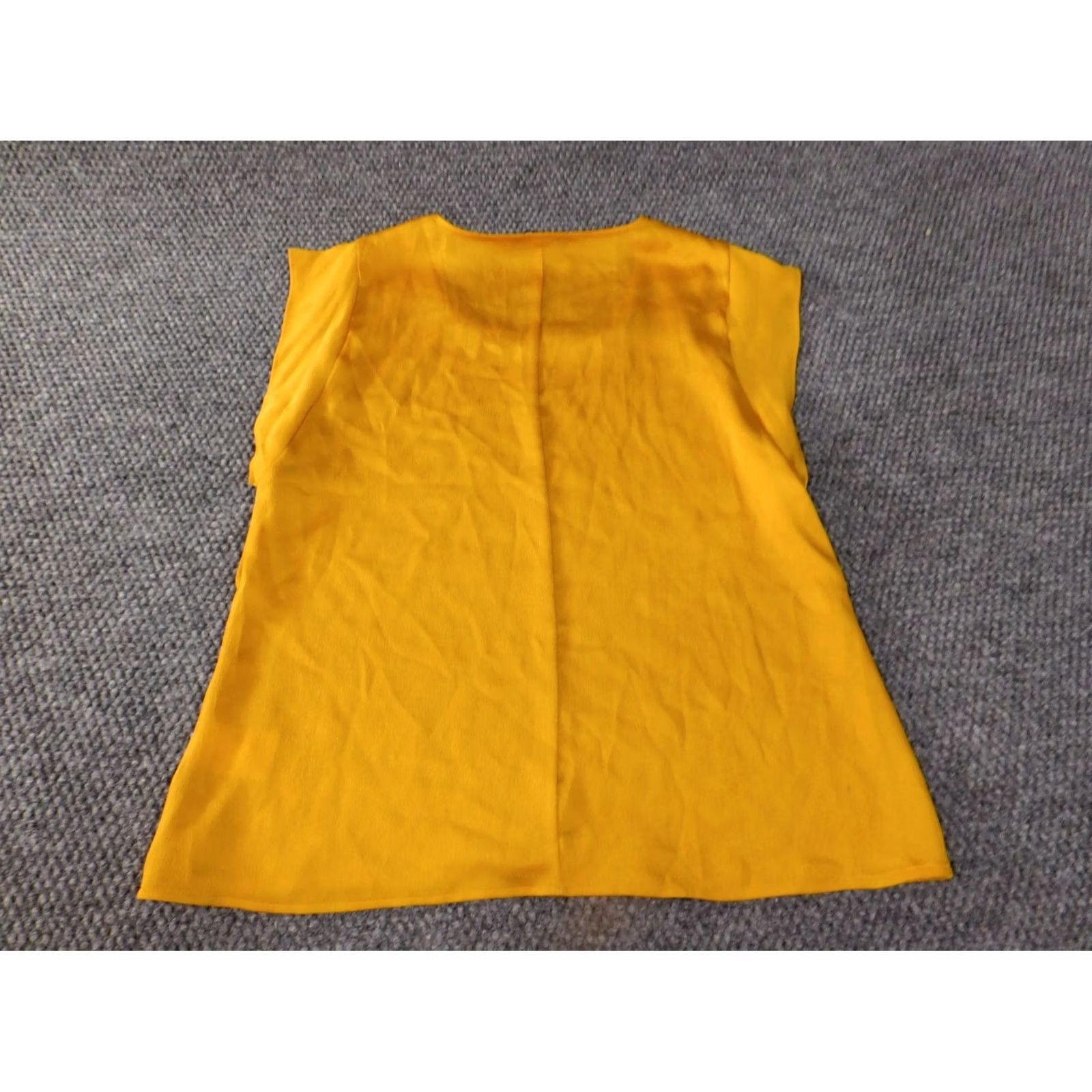 Express Express Blouse Sleeveless S Gold Womens Casual Henley Pullover Polyester Gold Accessories Size S / US 4 / IT 40 - 7 Thumbnail